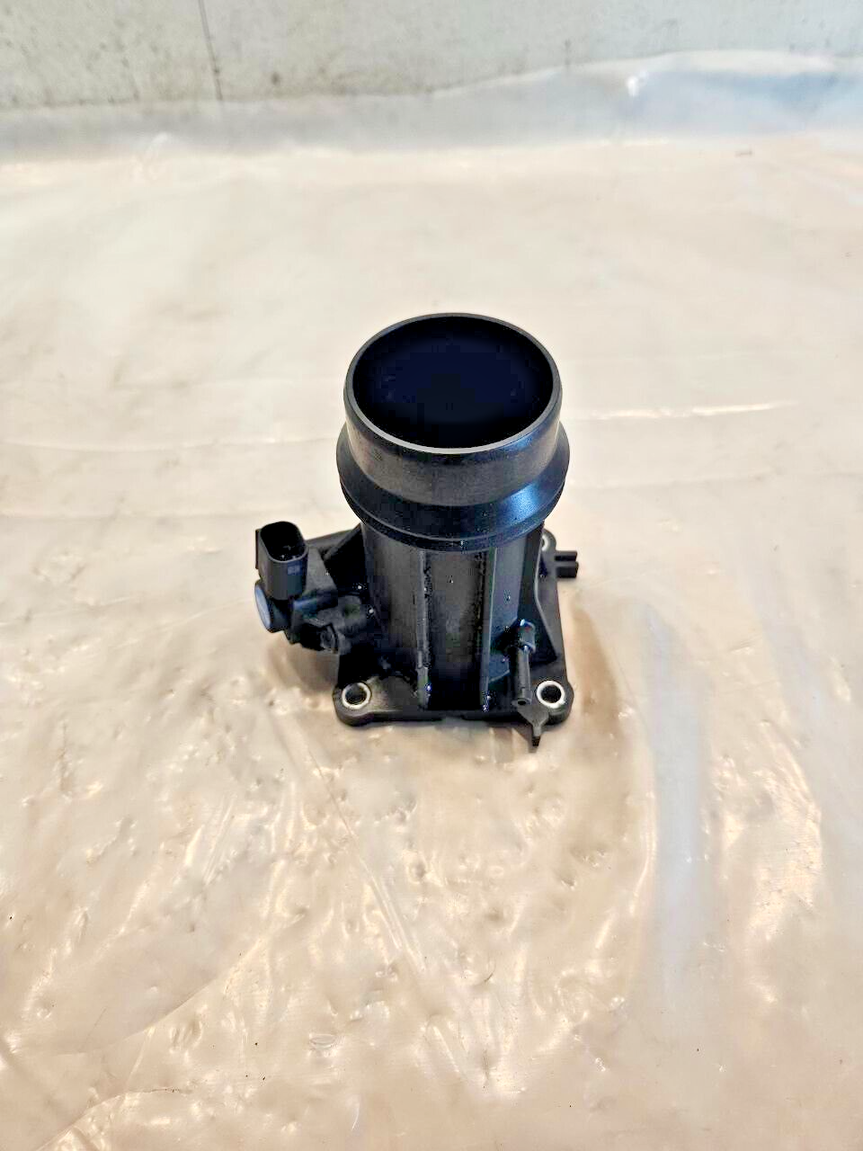 12-14 Mercedes W204 C250 1.8L Air Intake Pipe w/ Pressure Sensor Assembly OEM