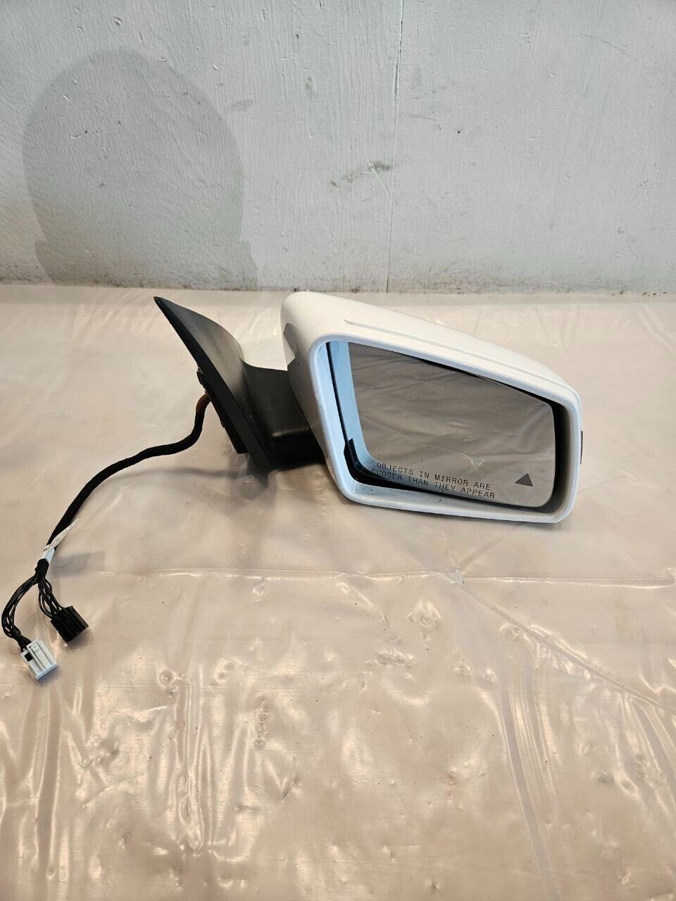 12-14 Mercedes W204 C300 Sedan Right Side Rear View Door Mirror w/Blind Spot OEM