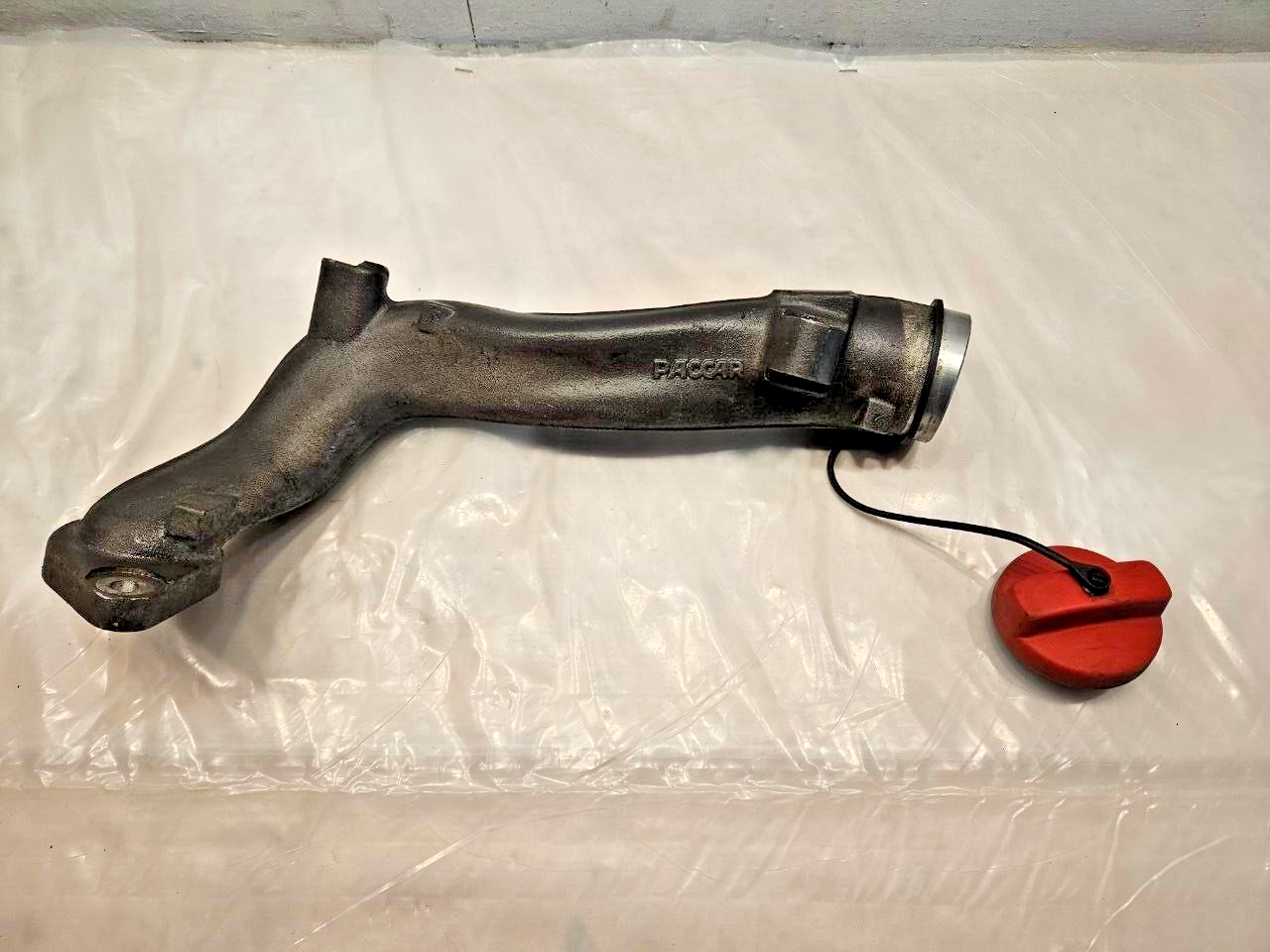 2015 Paccar MX-13 Diesel Engine Oil Filling Tube Pipe assembly 1885695 OEM