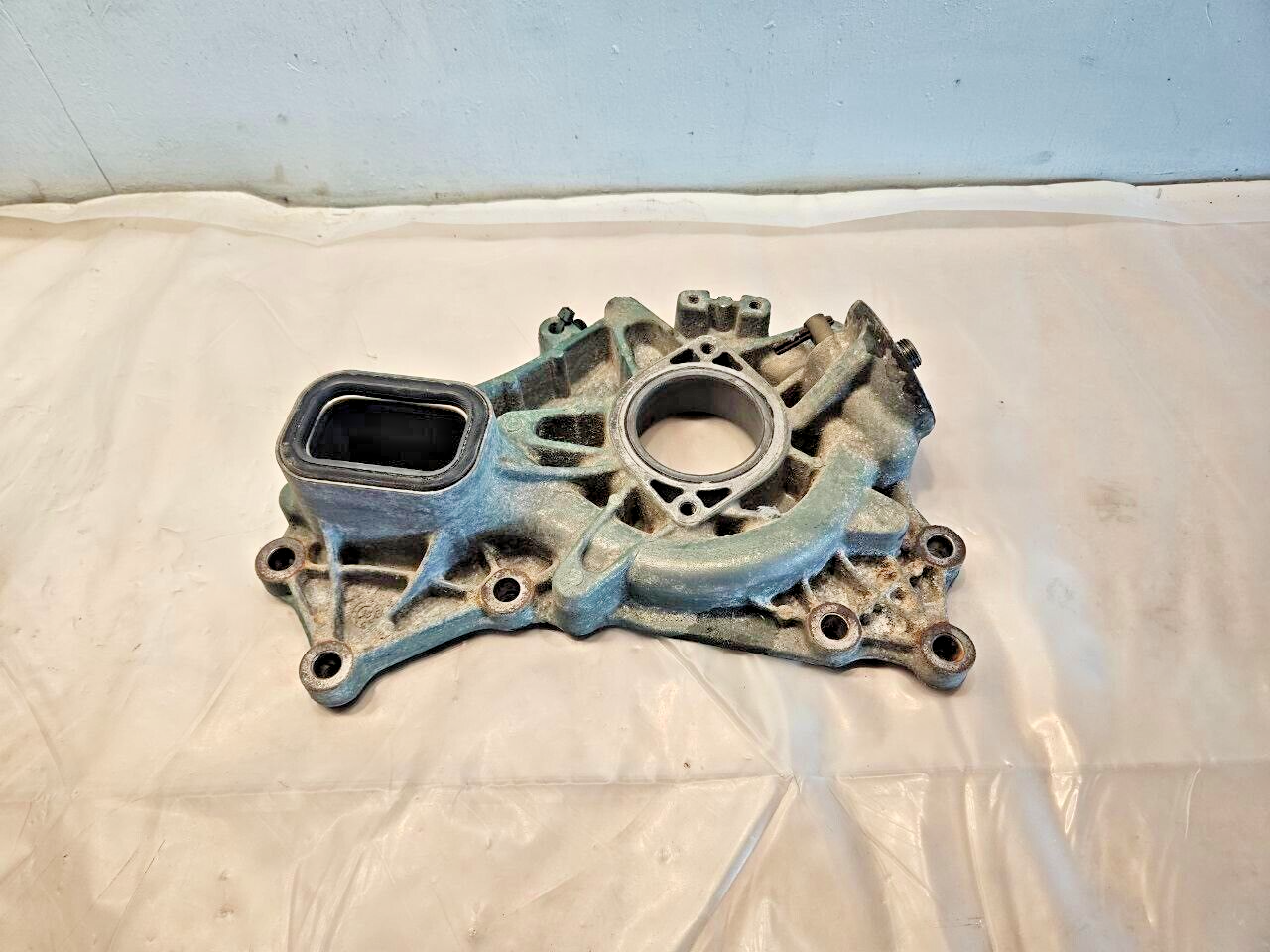 2016 VOLVO D-13 DIESEL ENGINE WATER PUMP HOUSING 20566236 OEM