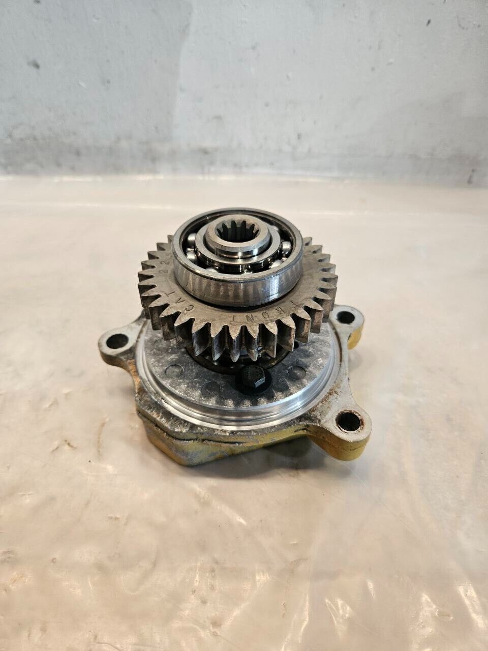 CAT C15 Caterpillar Diesel Engine Accessory Drive gear 225265 adapter 133-9906