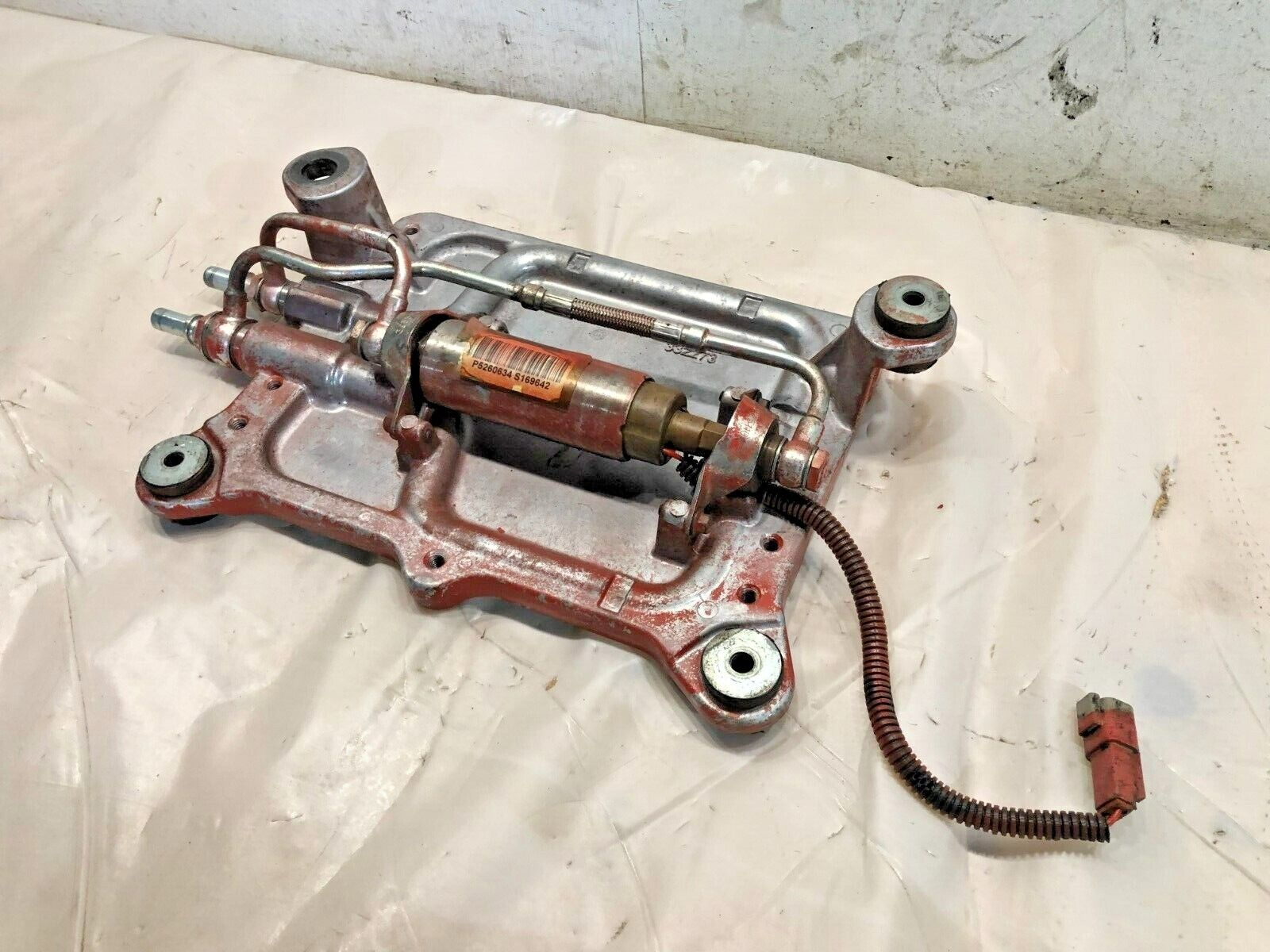 CUMMINS 8.9 ISL DIESEL ENGINE FUEL TRANSFER PUMP 5260634 OEM