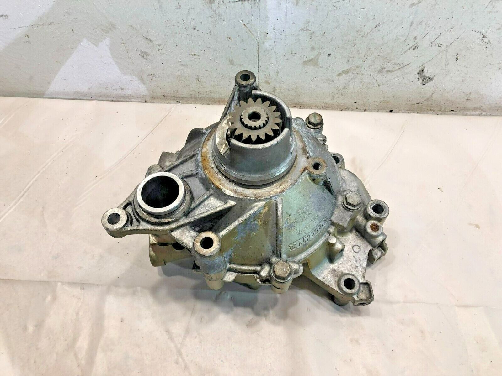 Detroit DD15 Diesel Engine "901" Turbo Gear Box  A4720300570 OEM
