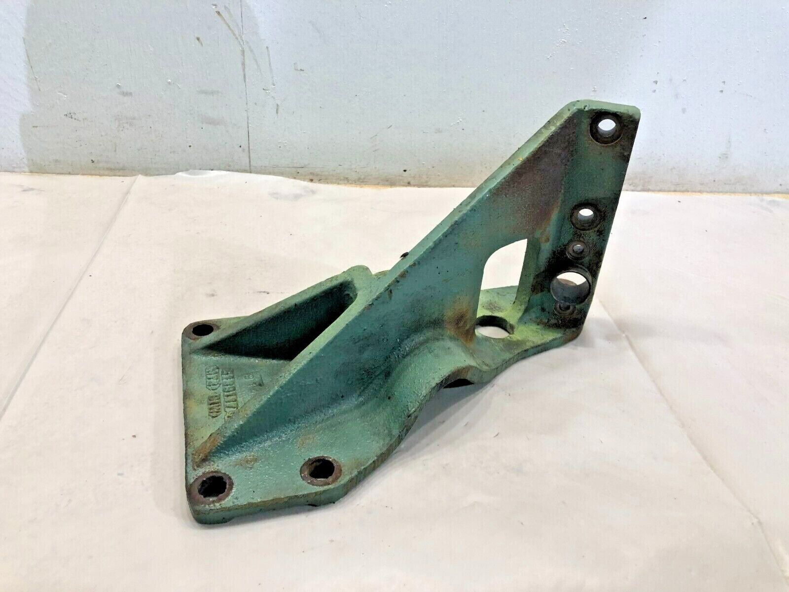 Detroit Diesel 8v92 Engine Support Bracket P/N 5139117 OEM