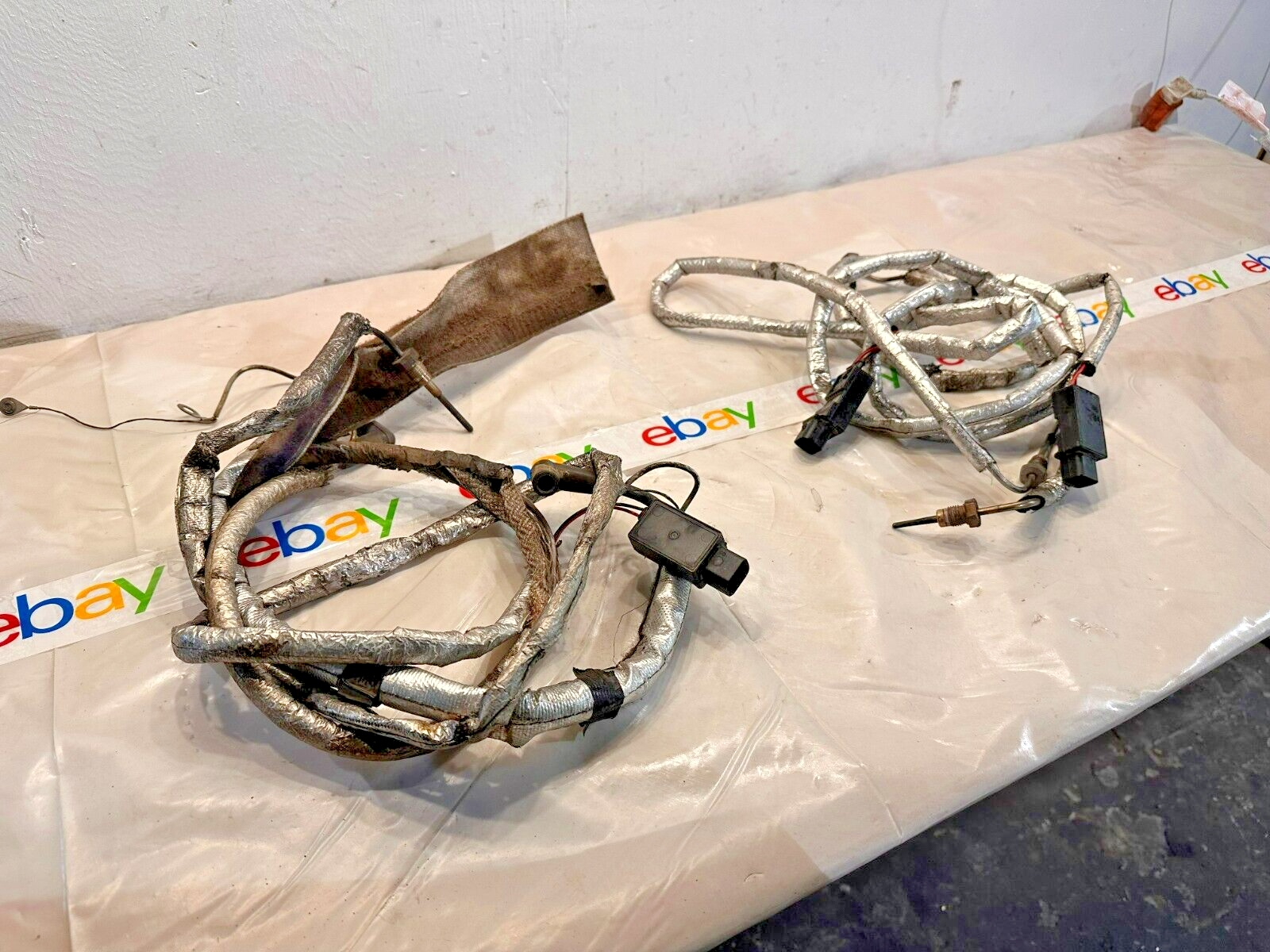 Set of 4 CAT C13 Caterpillar Diesel Engine TEMP SENSOR 334-1390 OEM 334-1387