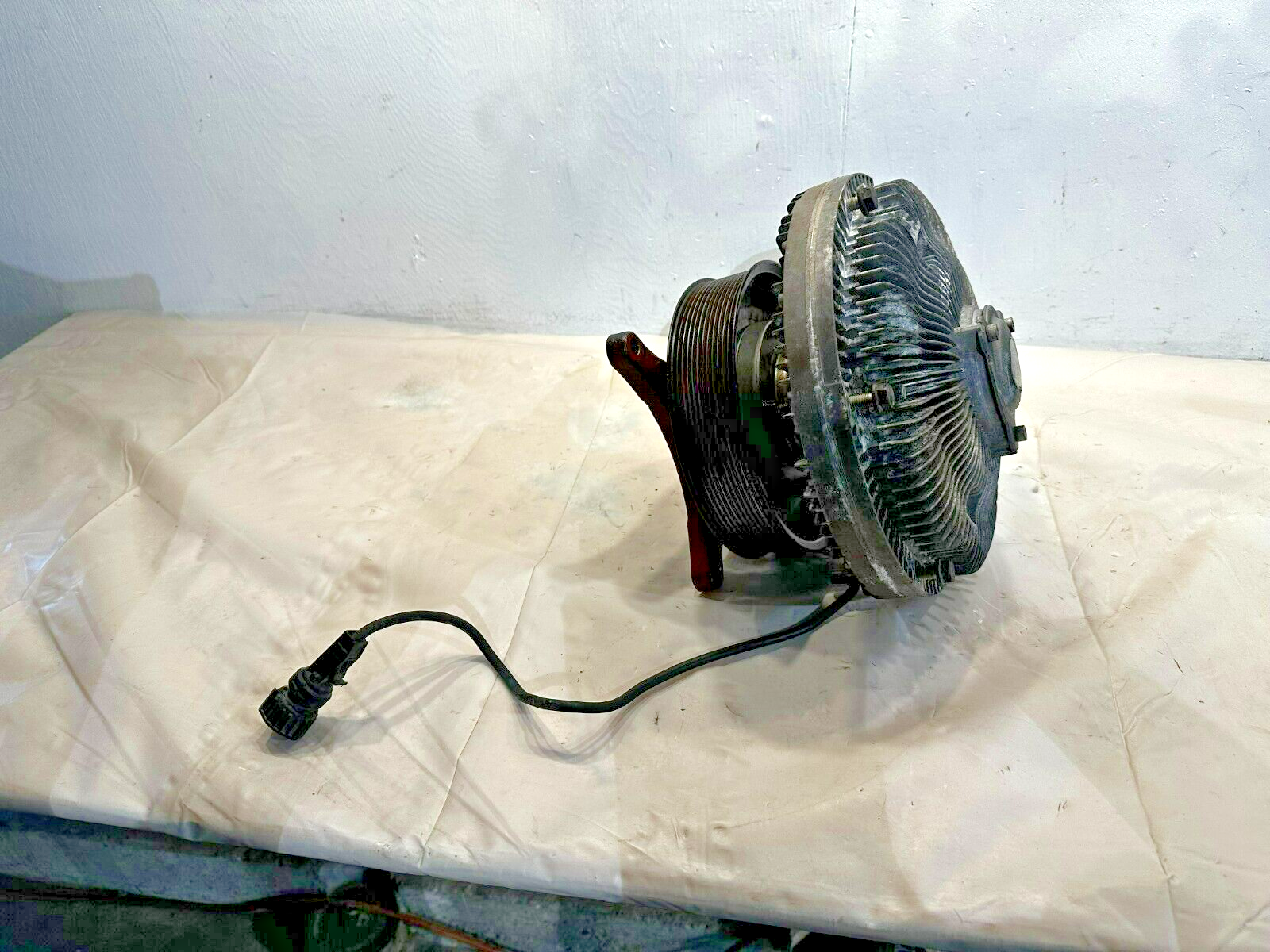 Volvo D13 Mack MP8 Engine Behr Fan Clutch Assy 21251045 99A9626 6748002 43MH58M