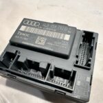 2007 - 2015 Audi Q7 4L door control module front right passenger 4L0959792b OEM - 36$ Picture 1 of 4 Picture 2 of 4 Picture 3 of 4 Picture 4 of 4 Picture 1 of 4 Picture 2 of 4 Picture 3 of 4