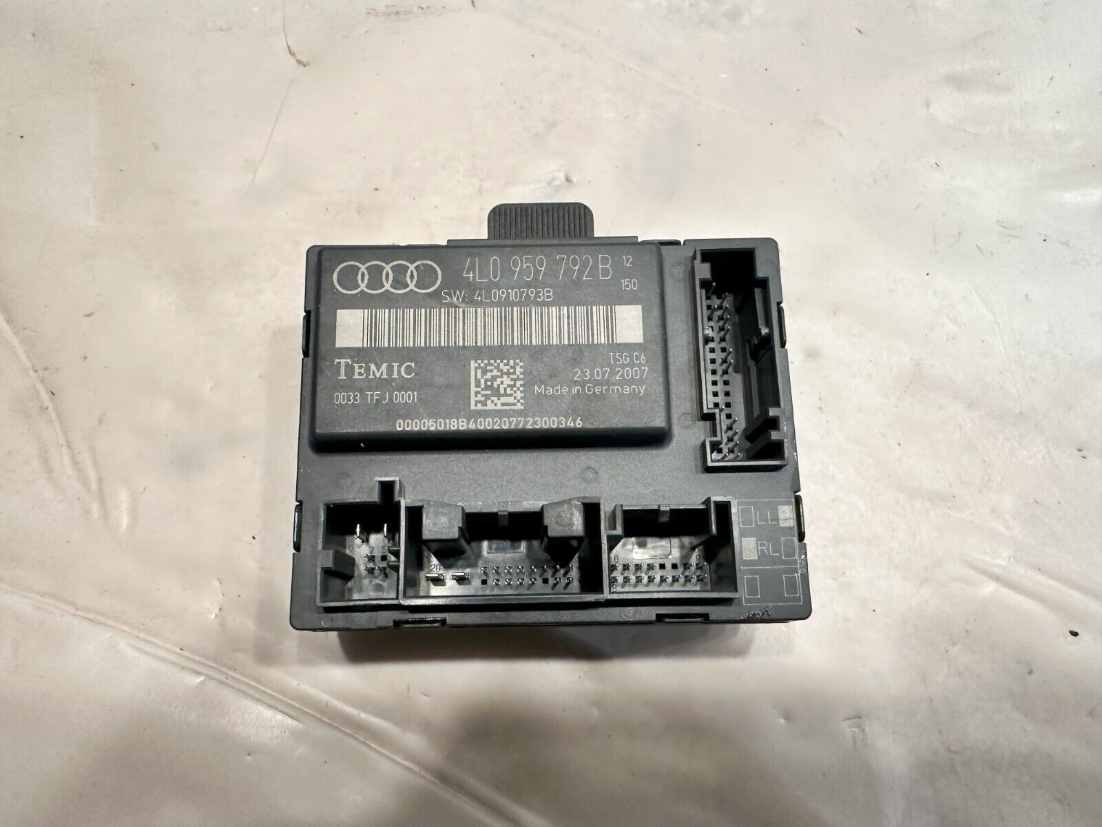 2007 – 2015 Audi Q7 4L door control module front right passenger 4L0959792b OEM