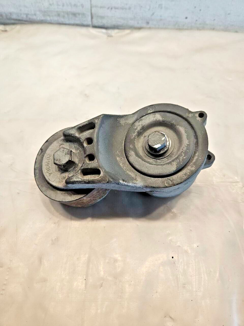 2013-2022 KENWORTH PACCAR MX-13 DIESEL ENGINE BELT TENSIONER 2019364 OEM