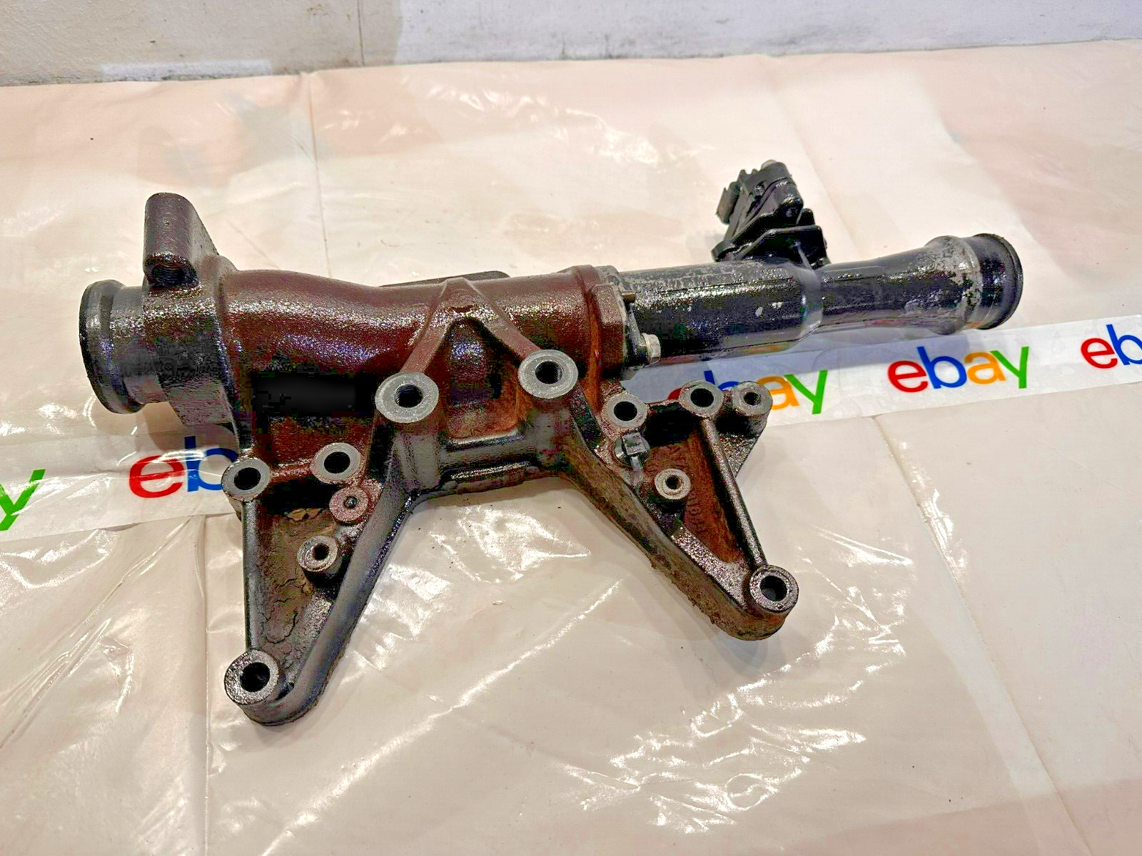 2014 DETROIT DD13 DD15 ENGINE EGR LINE EXHAUST GAS RECIRCULATION A4711404508 OEM