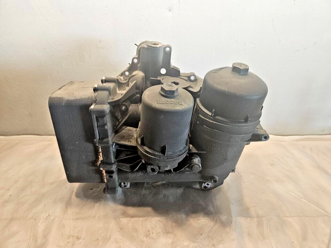 2017 up Paccar MX13 EPA17 Diesel Engine Oil Cooler Housing Module 2251543 OEM