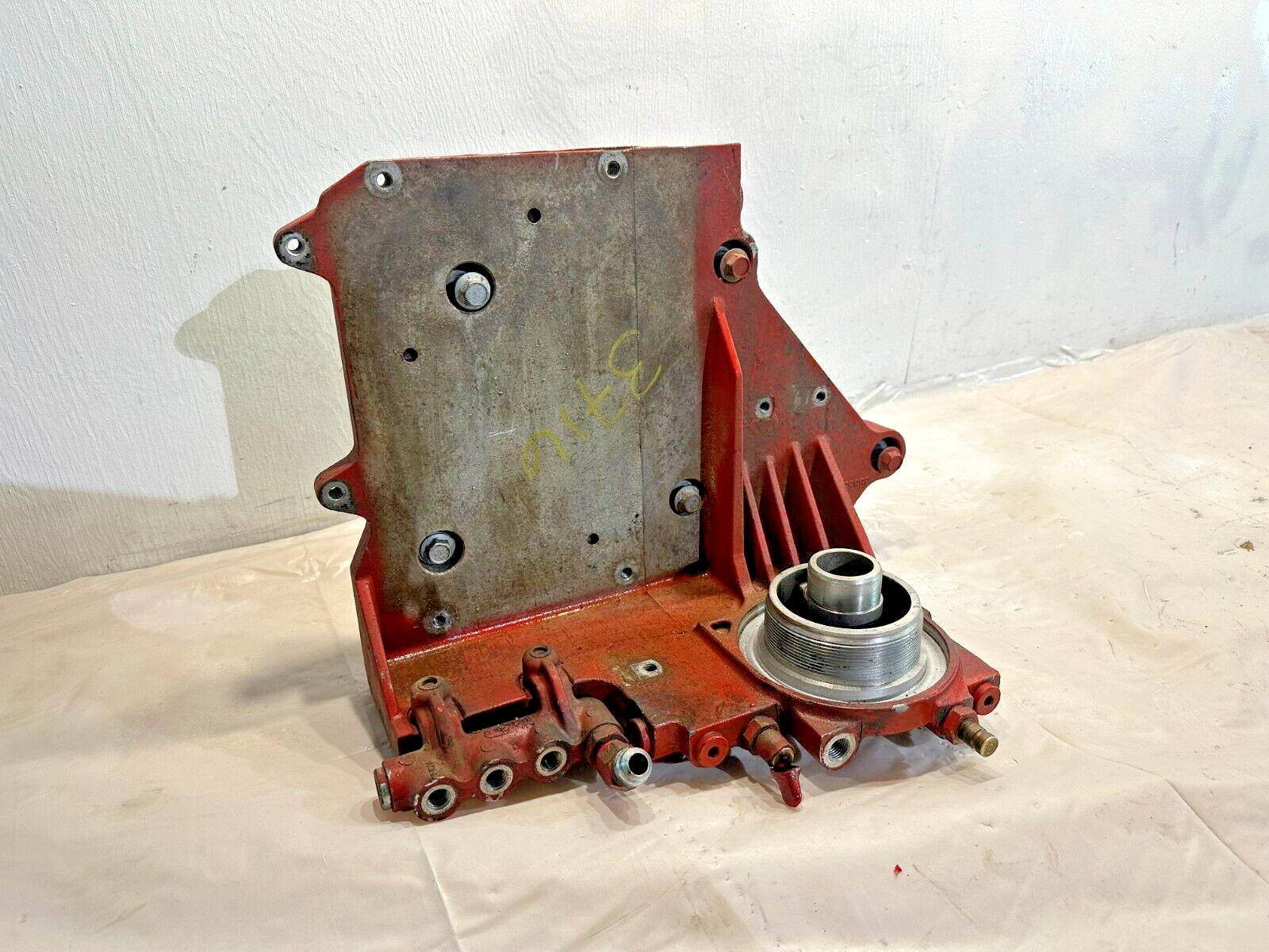 Cummins ISX 15 Diesel Engine Fuel Filter Housing Assembly 3685851 OEM