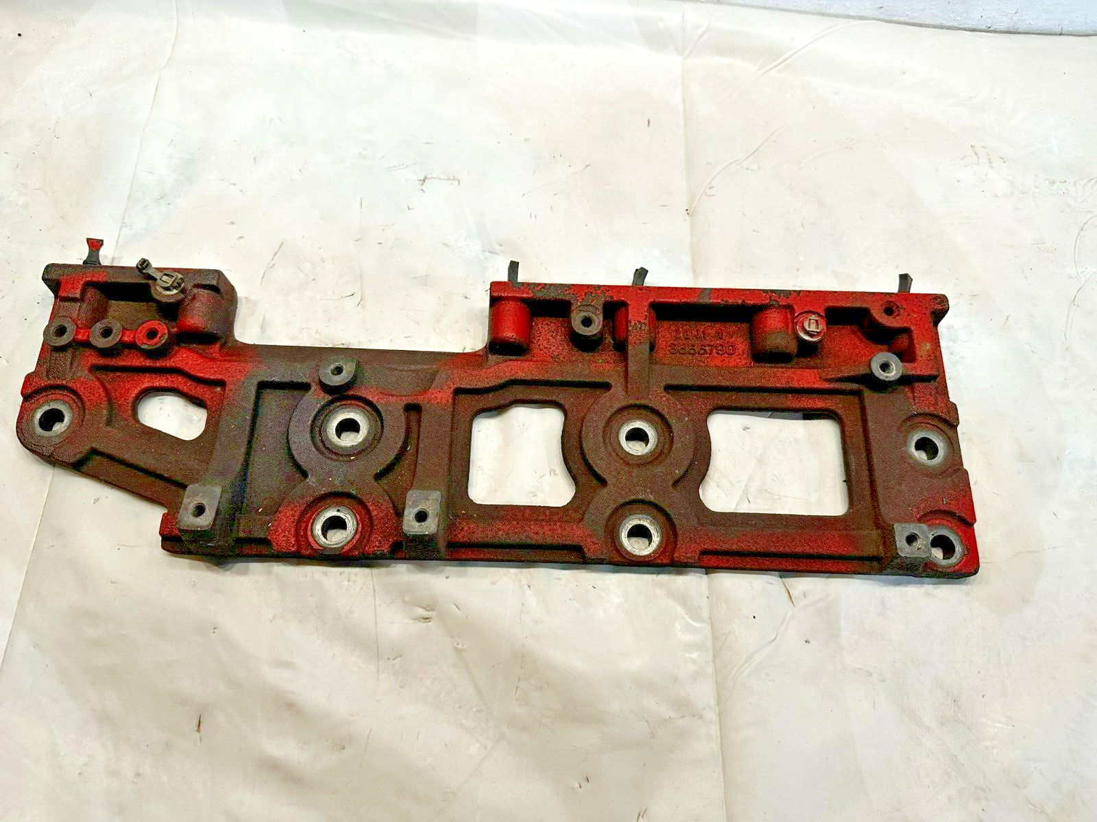 Cummins ISX15 X15 Exhaust Recirculation Valve Support 3690214, 3686137 OEM