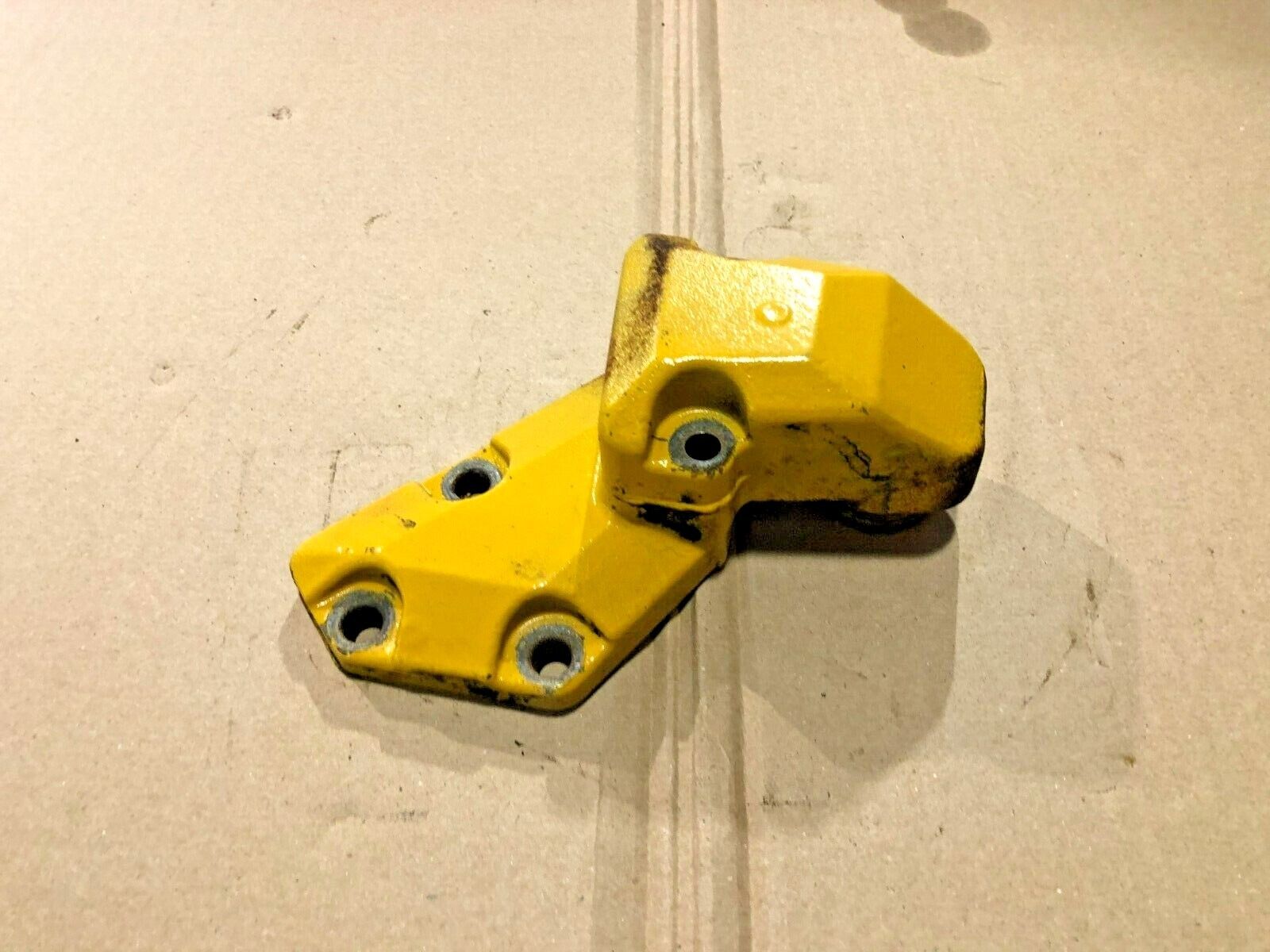 John Deere 6068 Diesel Engine Oil Cooler Adapter R502811 OEM