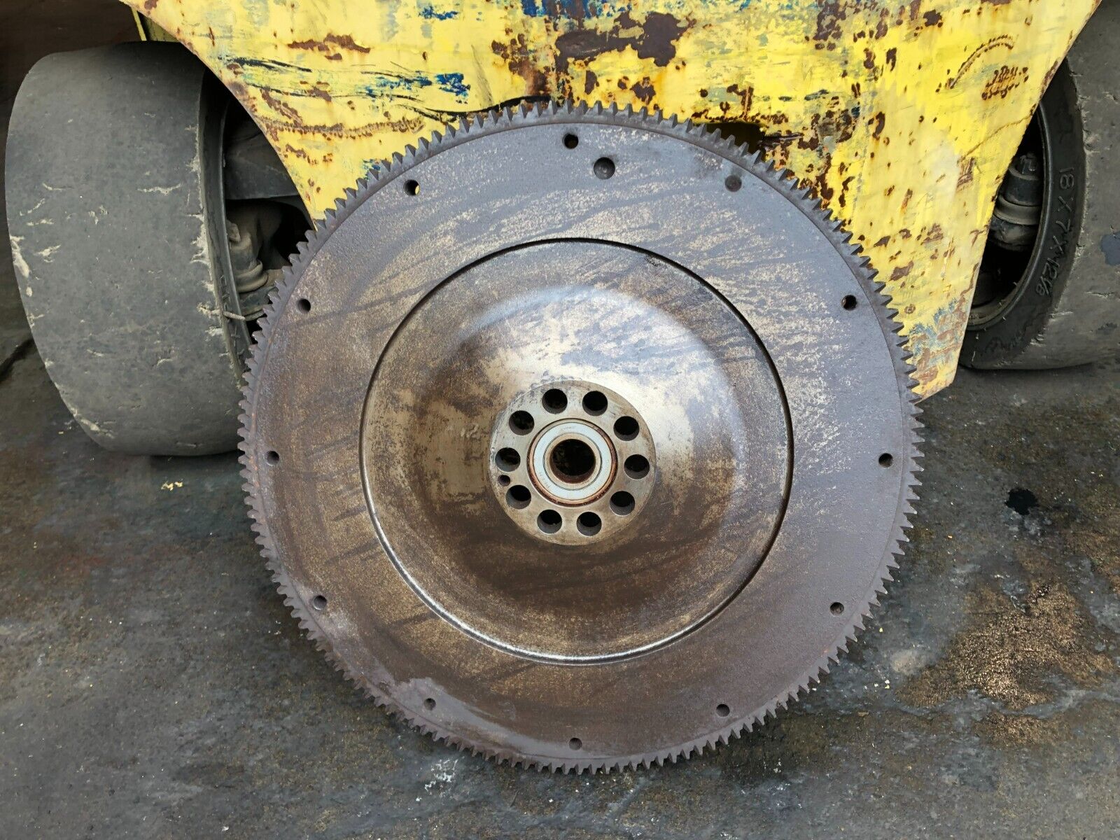 MAXXFORCE 13 INTERNATIONAL ENGINE FLYWHEEL 3003359C3 OEM