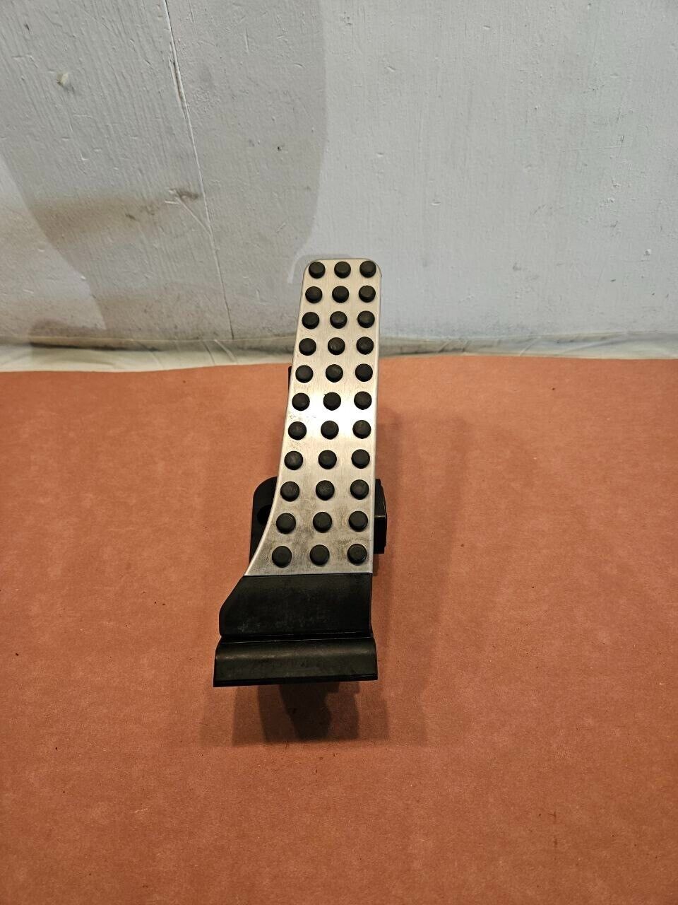 Mercedes W212 C204 W222 Accelerator Gas Pedal & Sensor Assembly Aluminum OEM