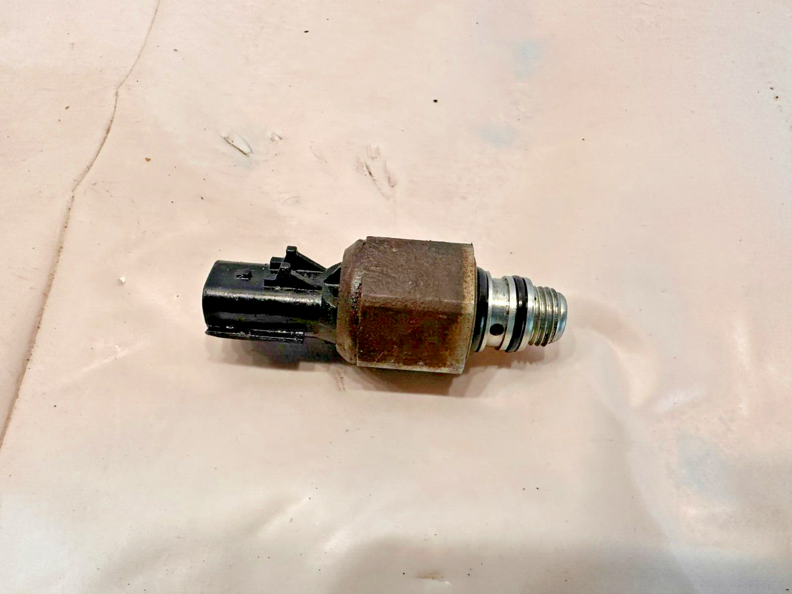 Cummins Diesel Engine Doser Fluid Fuel Shutoff Valve 4985544 OEM