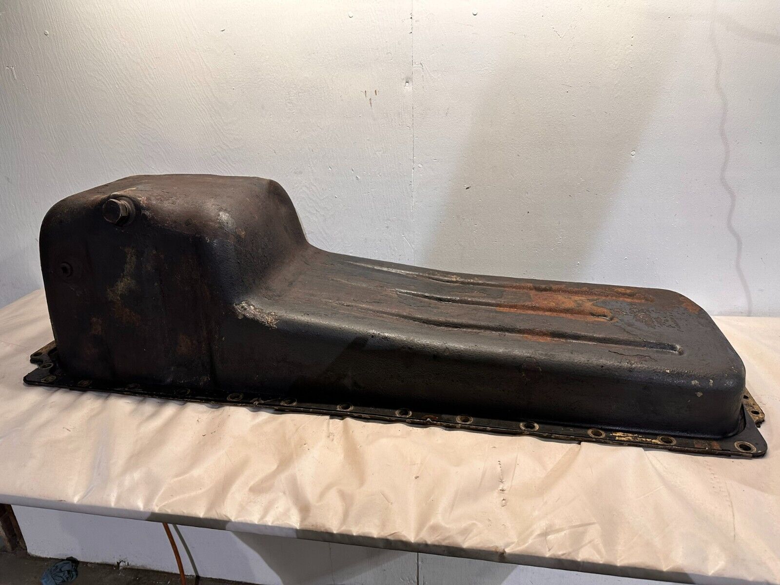 Cummins N14 CELECT Diesel Engine Oil Pan 3031959 OEM