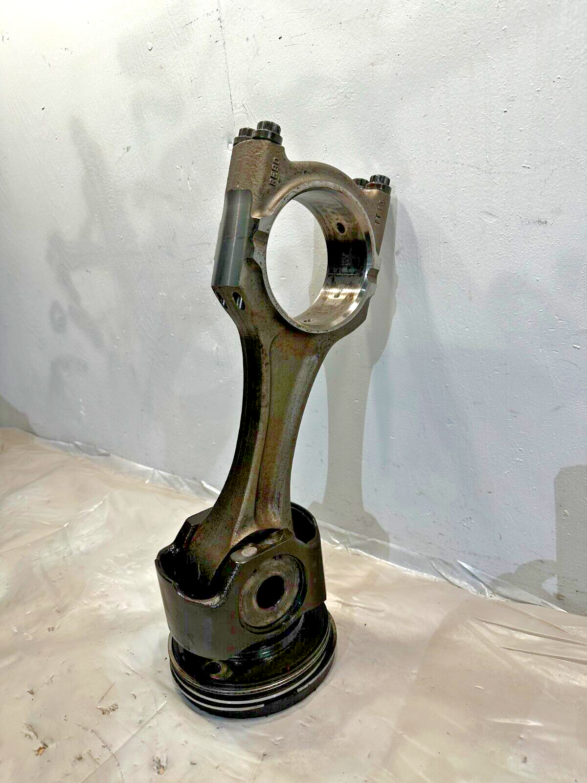 Cummins QSX15/ISX15 CM2250 Diesel Connecting Rod 3689108 with Piston 3687897 OEM