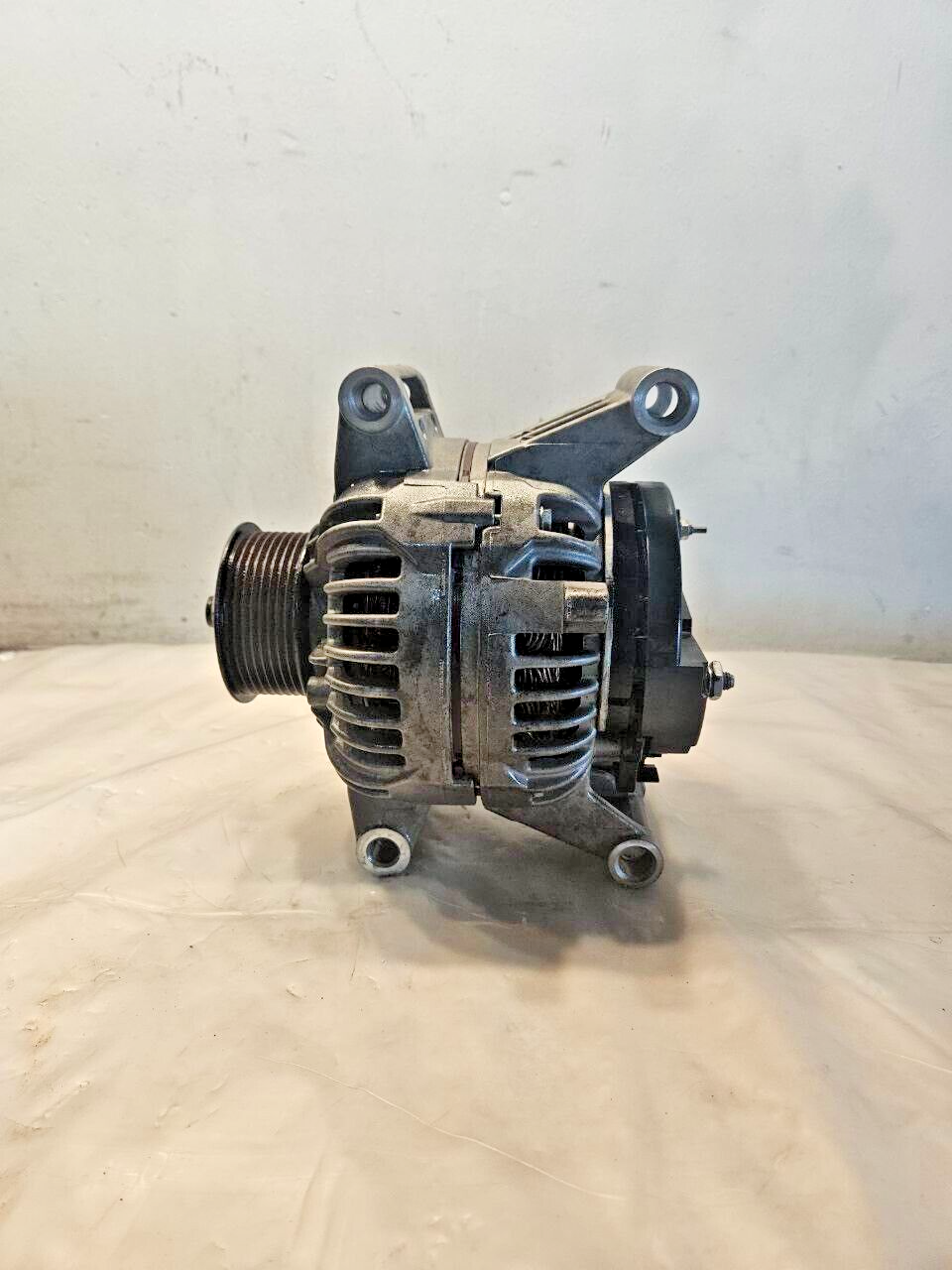 PACCAR MX13 Diesel Engine ALTERNATOR 14V 160A D27-1009-0160P 0124625120 OEM