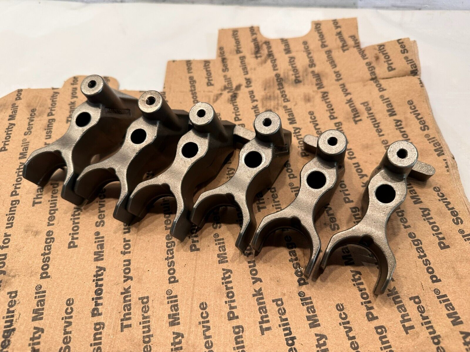 Set of 6 Cummins ISX15 Engine Fuel Injector Hold Down Clamp 3685566 and 3685567