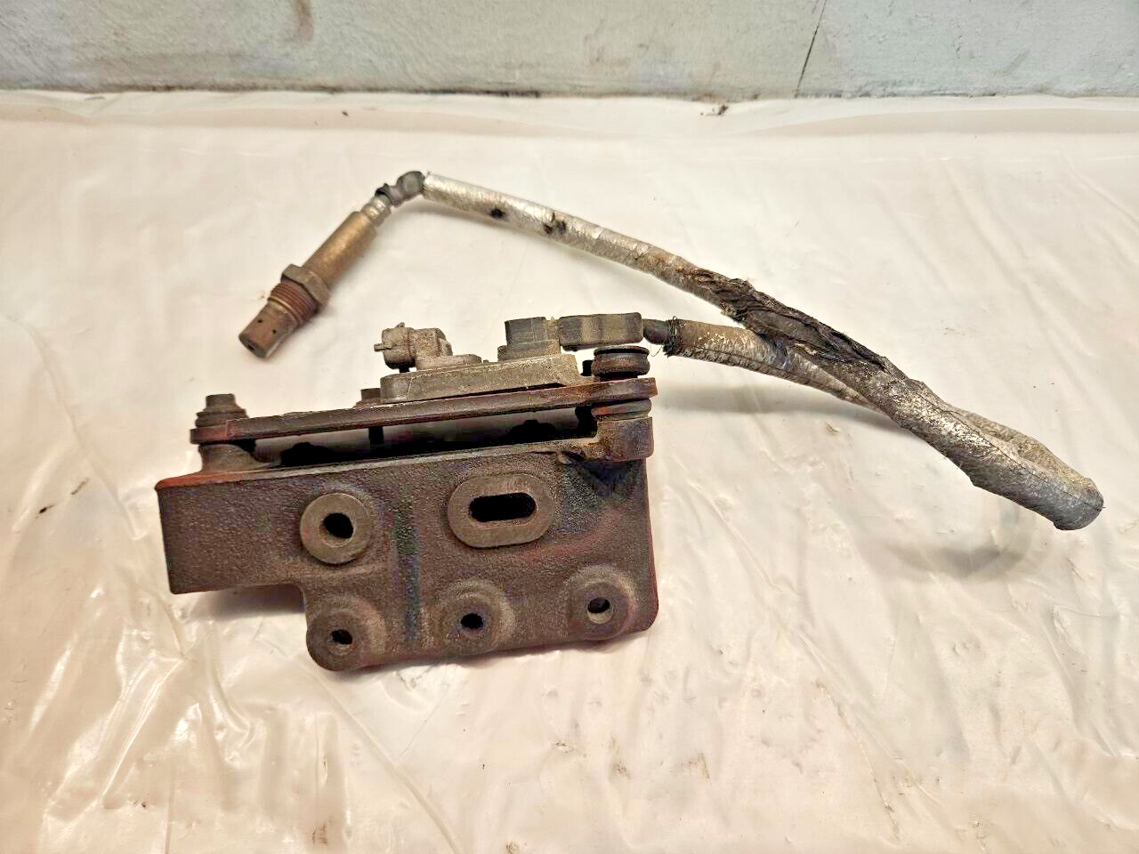 2010-2017 Cummins ISX15 Diesel Engine NOx Sensor 3687334RX 3687334 OEM 2894941