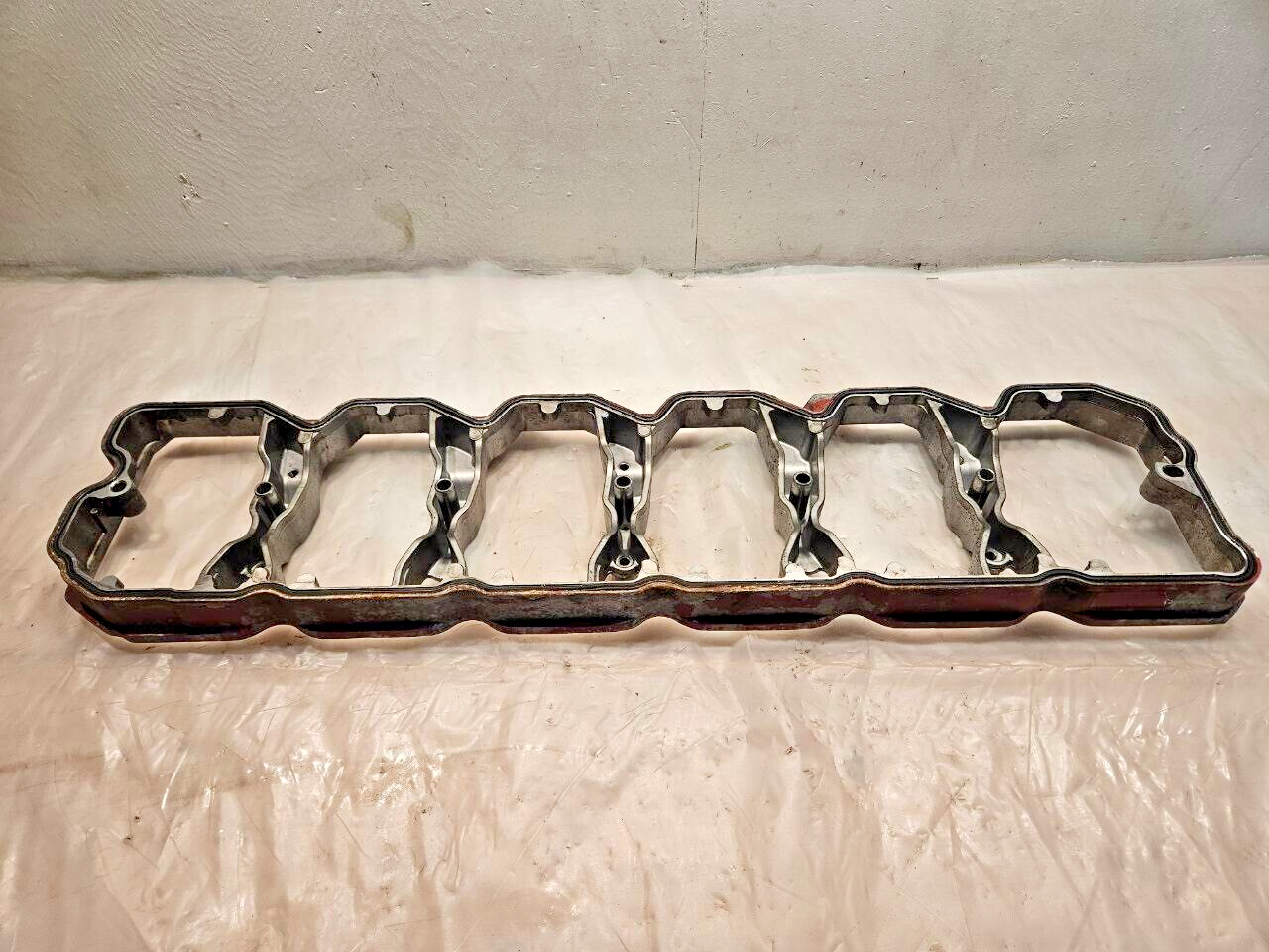 2012 Cummins 6.7 ISB Diesel Engine Valve Cover Riser Plate 3975944, 5265943