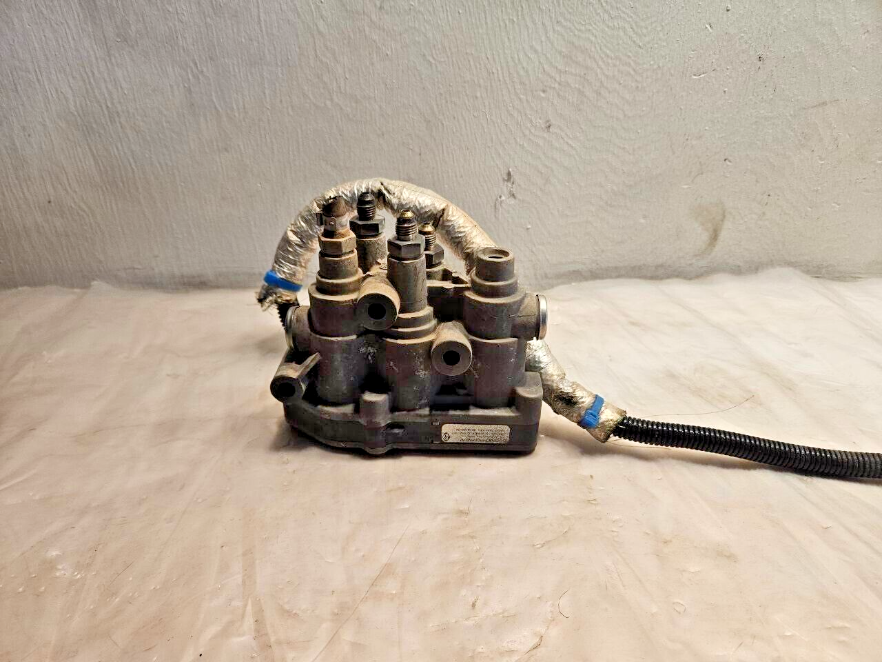 2013 INTERNATIONAL MAXXFORCE 13 Diesel Engine AIR CONTROL VALVE 3015133C2 OEM