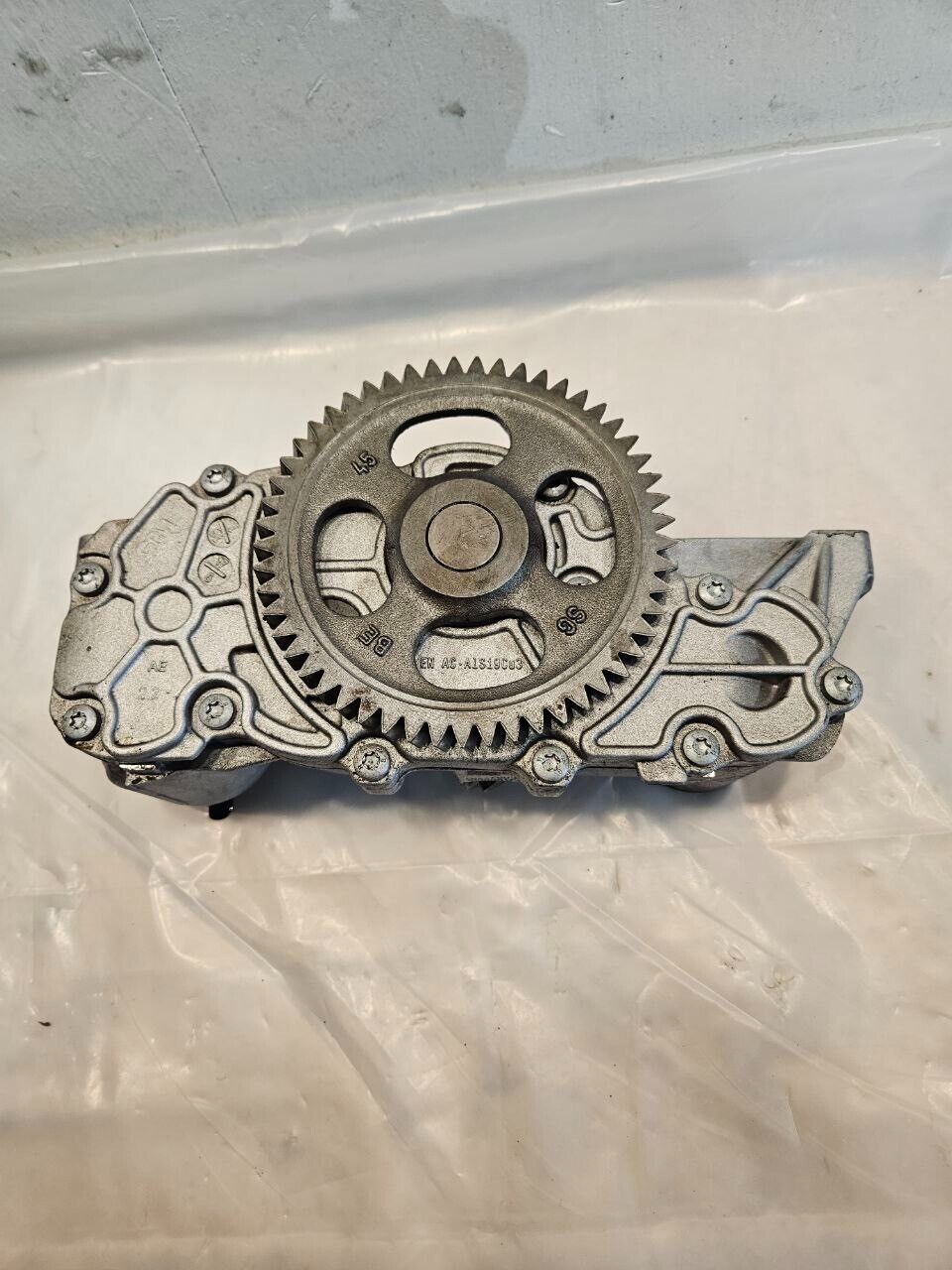 2017 FREIGHTLINER CASCADIA 14.8L DD15 DIESEL ENGINE OIL PUMP A4721803901 OEM