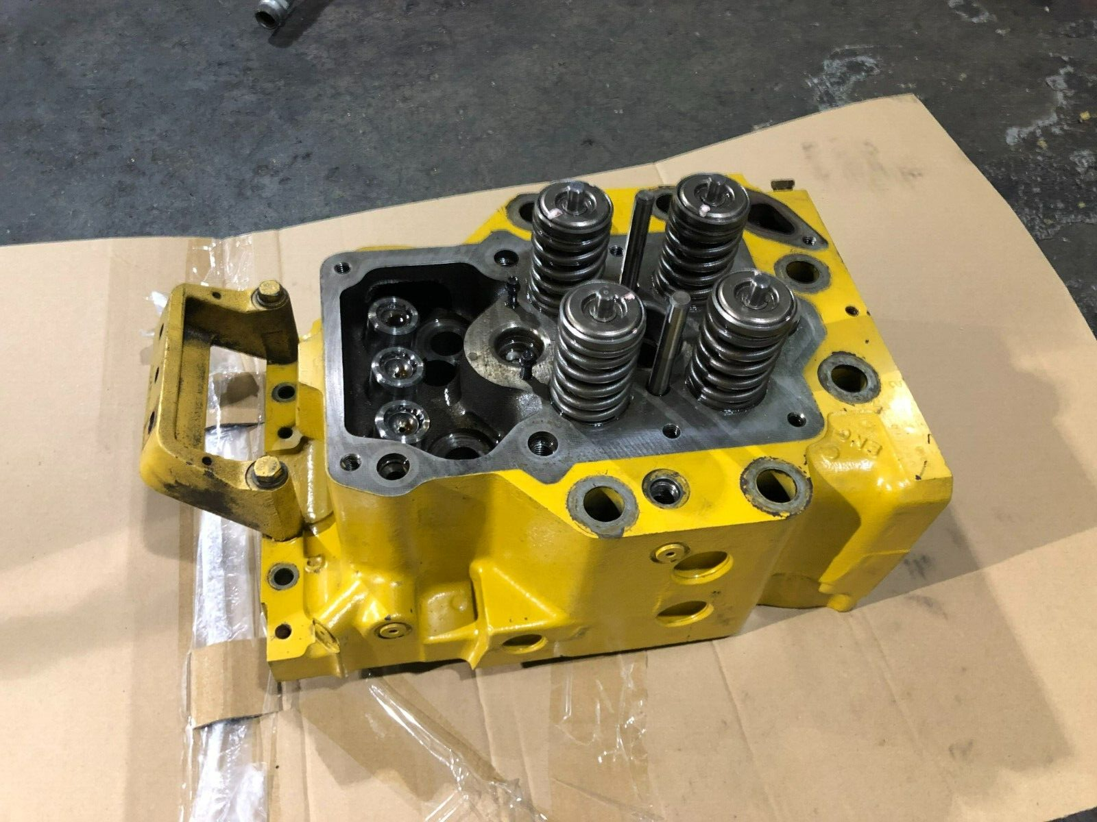 Caterpillar CAT 3508 3512 3516 Diesel Engine Cylinder # 4 Head Group Assy 0R9775