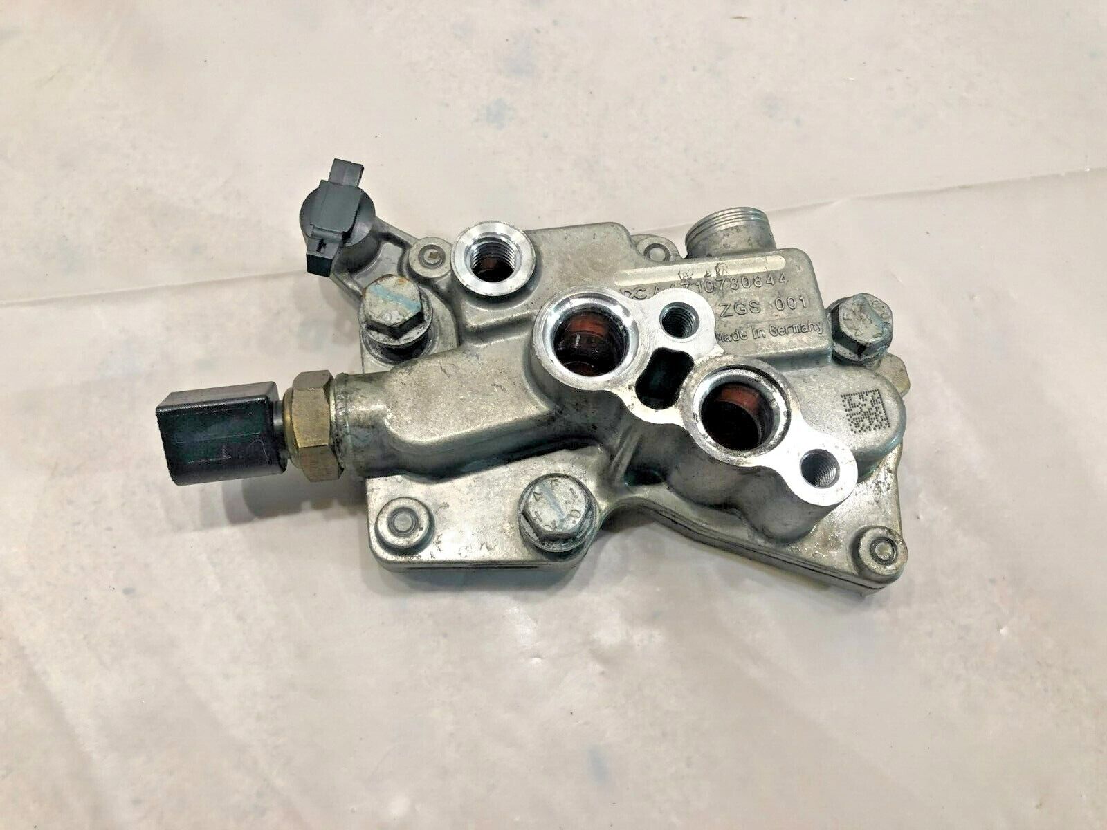 Detroit Diesel  DD15 Genuine High Pressure Fuel Sealing Flange A4710780844 OEM