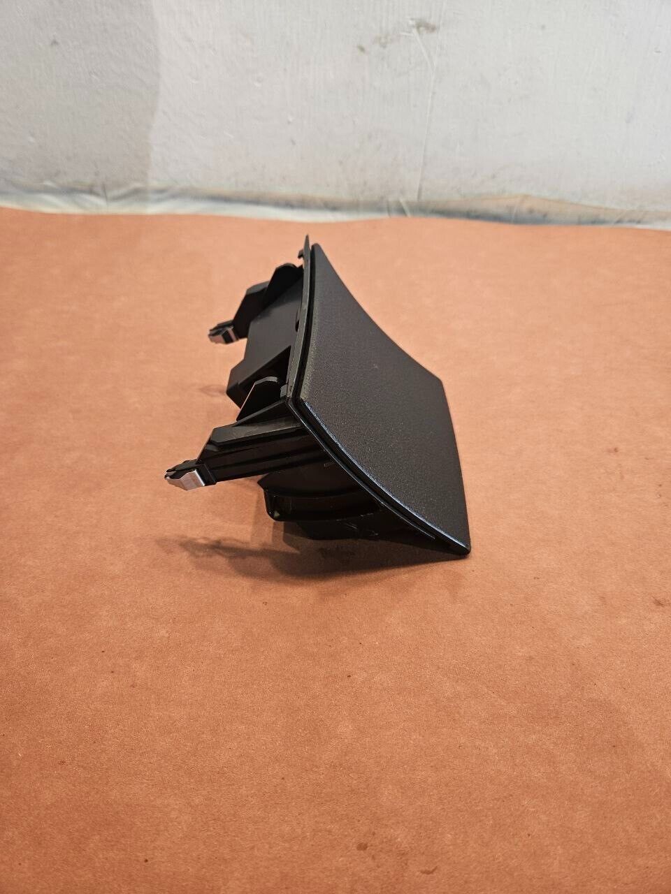 08-14 MERCEDES W204 C-CLASS REAR CENTER CONSOLE ASHTRAY 2048100130 OEM