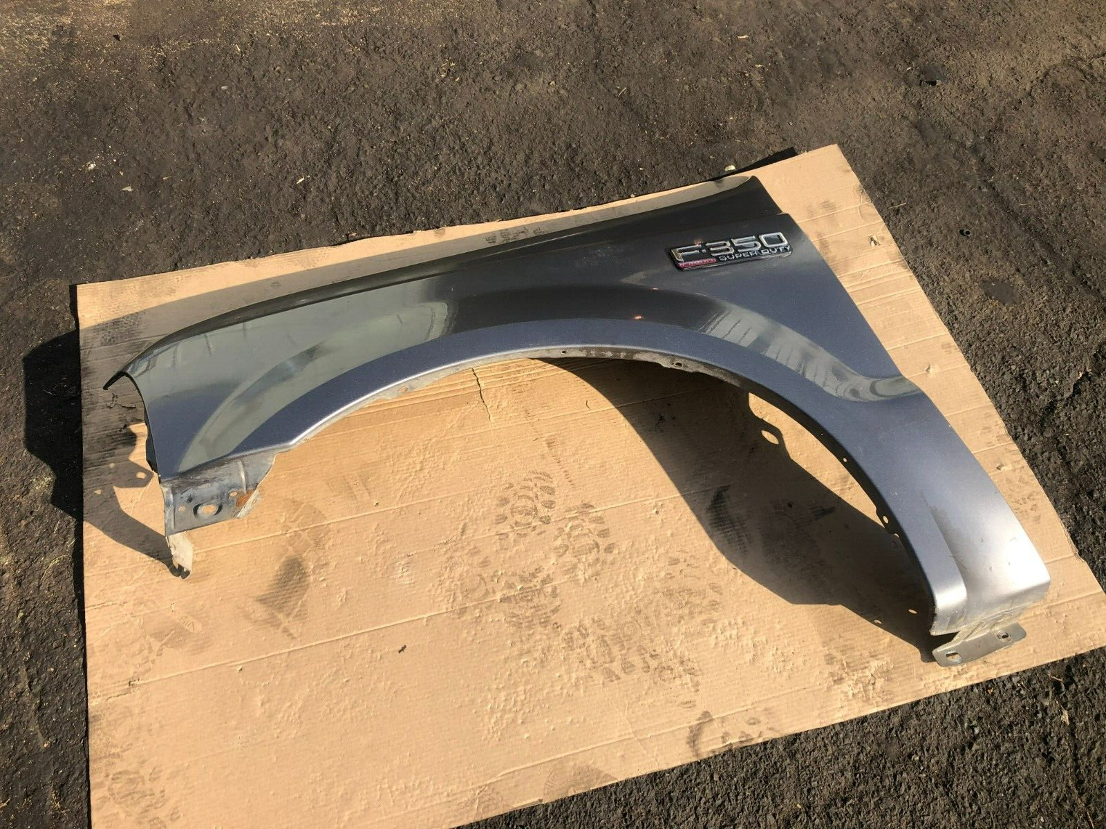 1999-2007 Ford F-350 Super Duty Front Left Driver Side Fender Gray 021102 OEM