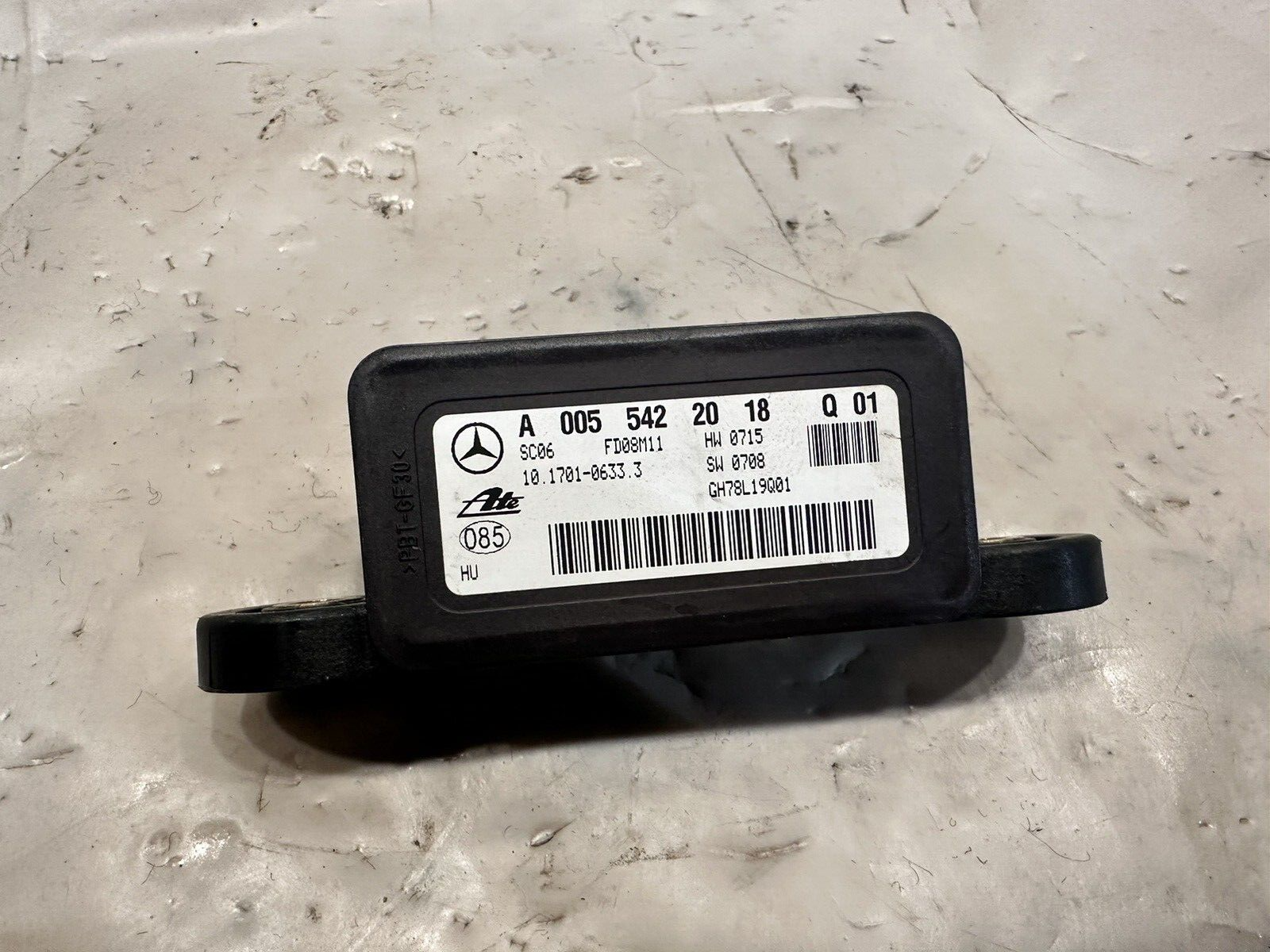 2007-2012 Mercedes S550 GL450 X164 Yaw Turn Rate Sensor A0055422018 OEM