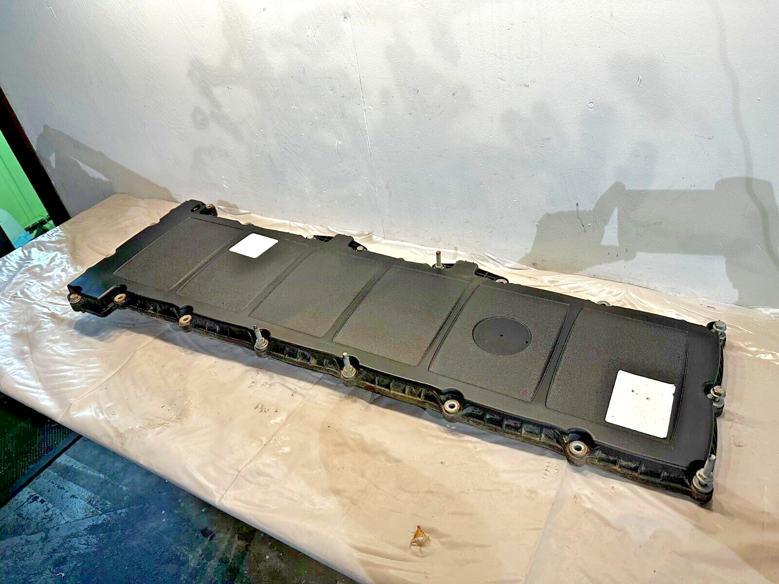 2011 DETROIT DD13 DD15 DIESEL ENGINE VALVE COVER A4710101430 OEM