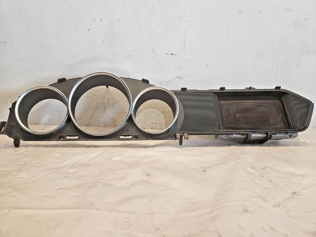 2012-15 W204 MERCEDES C250 C63 C350 COUPE NAVIGATION RADIO MEDIA DISPLAY SCREEN