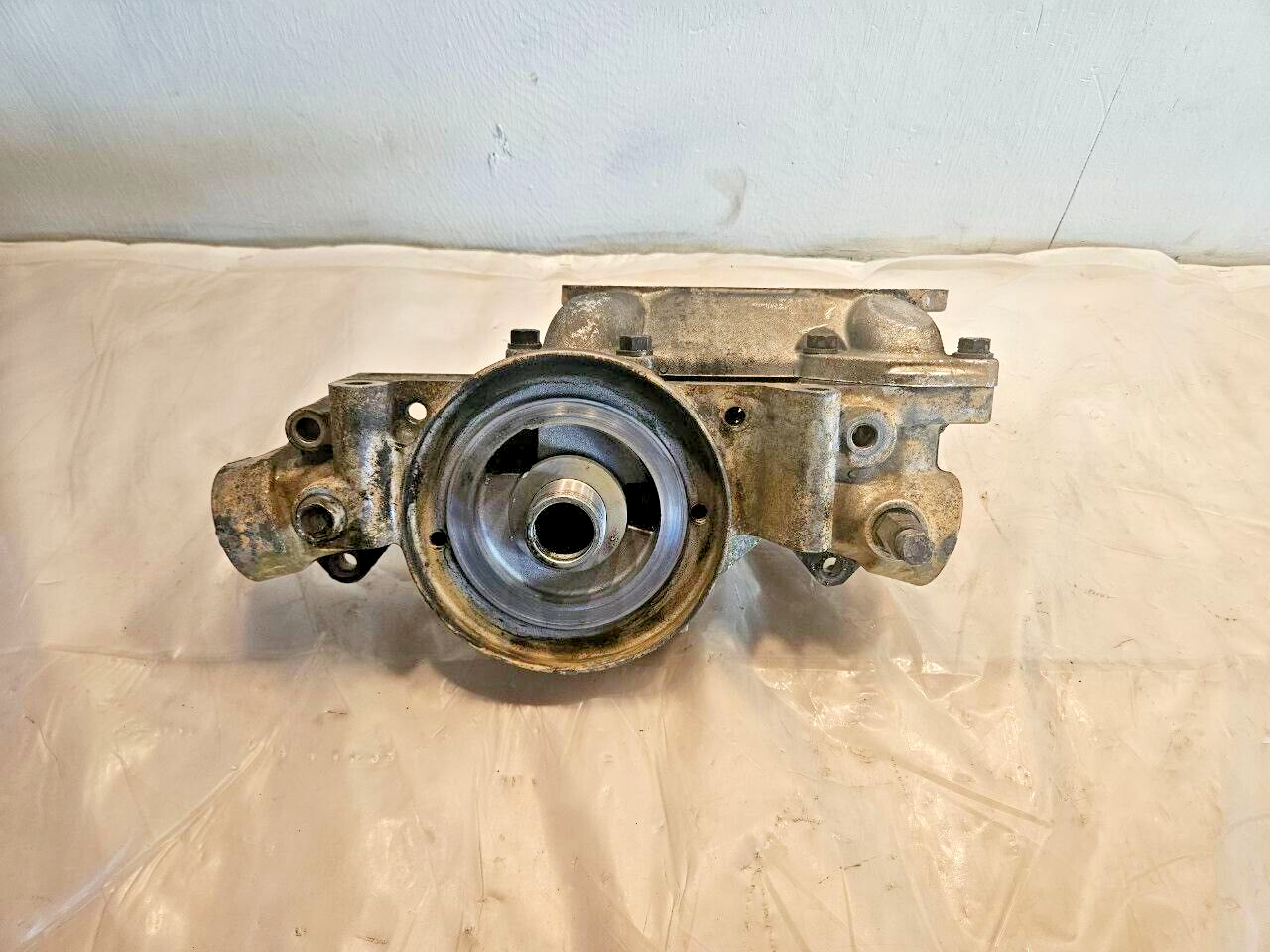 CAT C-15 Engine OIL FILTER HOUSING Base 1761363 OEM