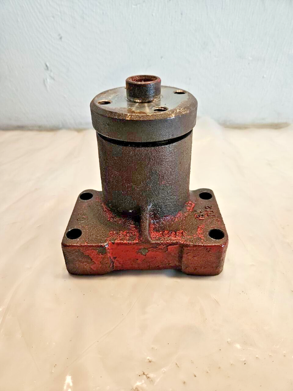 Cummins 6CT ISC ISL 8.3 Diesel Engine Fan Hub Support 3942896 OEM