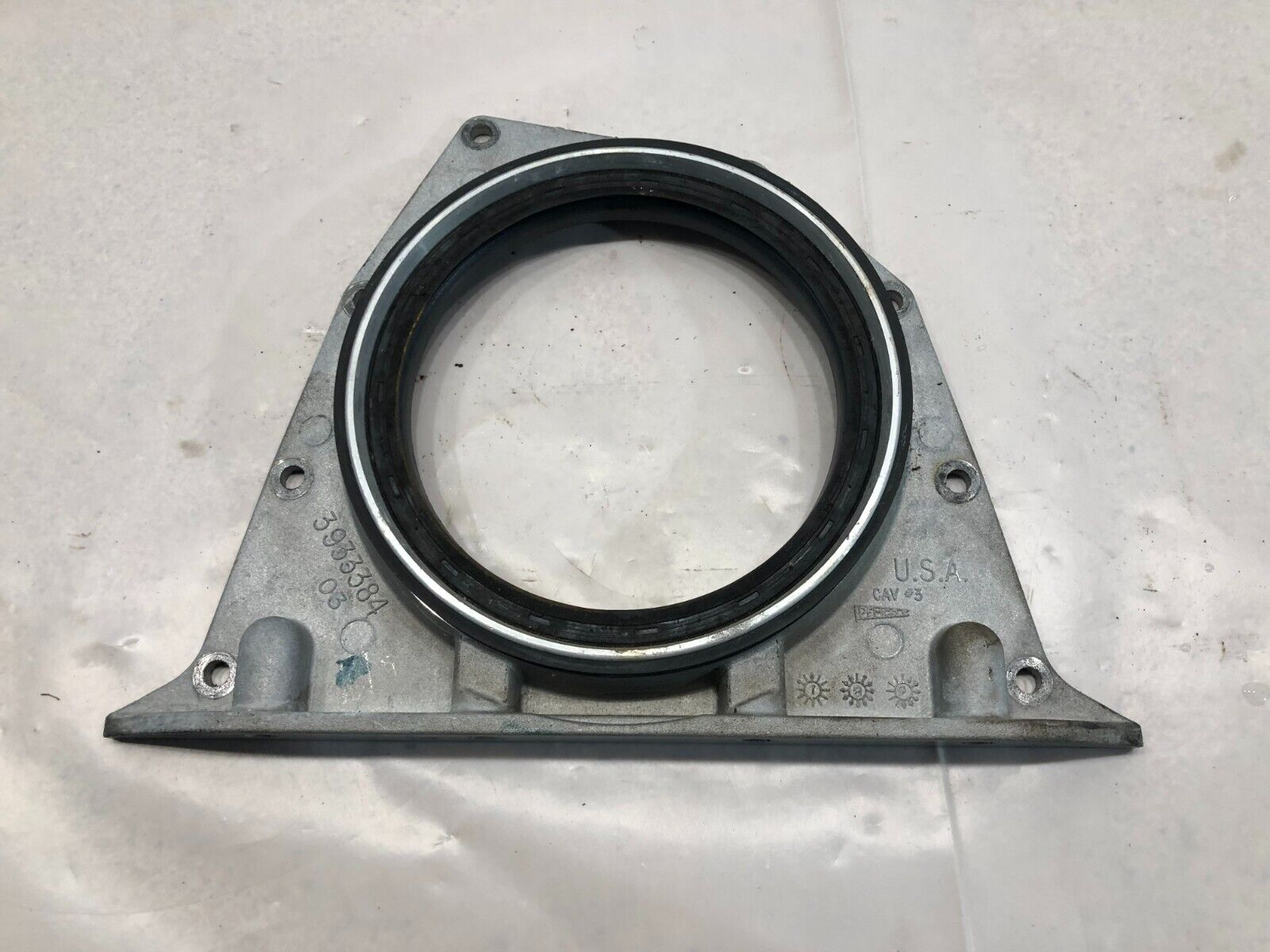 Cummins 8.3 ISC Diesel Engine Rear Main Seal Cover 3933384 OEM