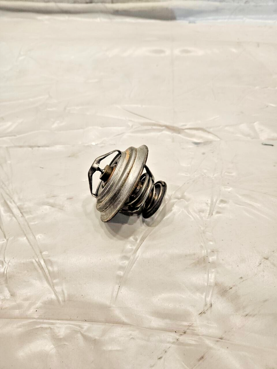 Cummins ISC QSC Diesel engine 180° Thermostat 5273379 OEM