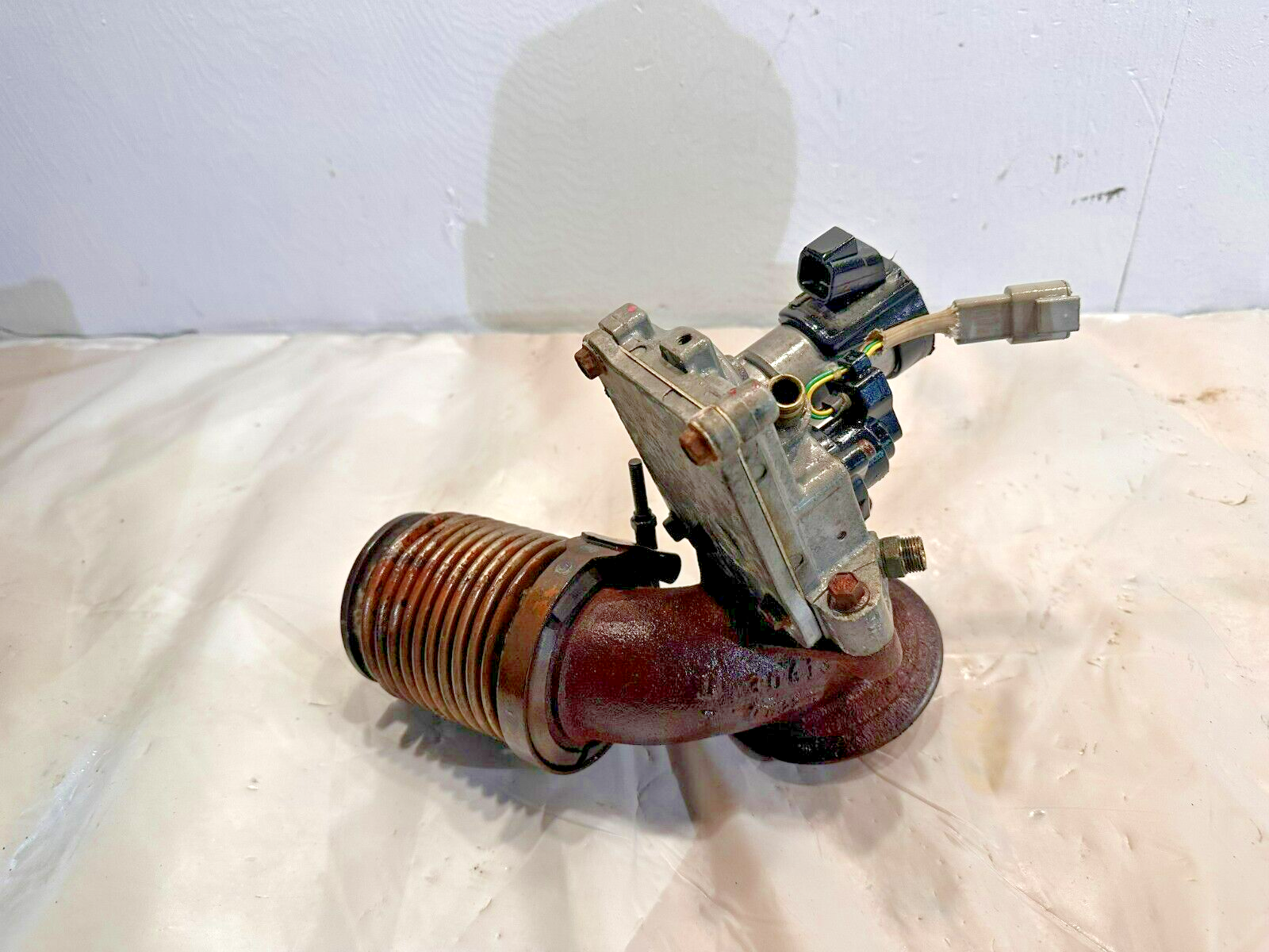 Cummins ISX 15 DOHC Diesel Engine EGR Valve Assembly 4955422RX OEM