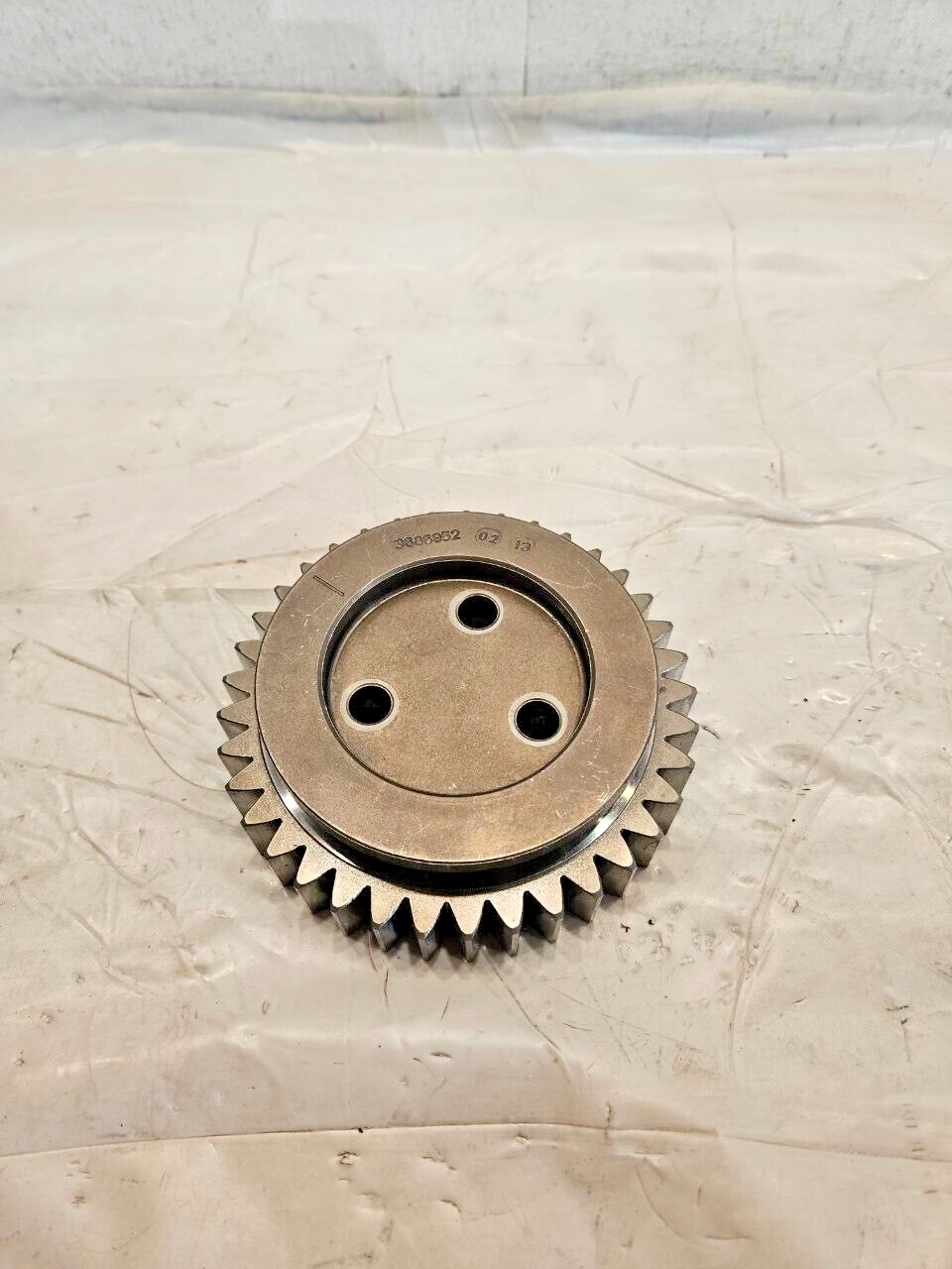 Cummins ISX15 Diesel Engine Idler Gear 3689135 with Hub 3686952 OEM