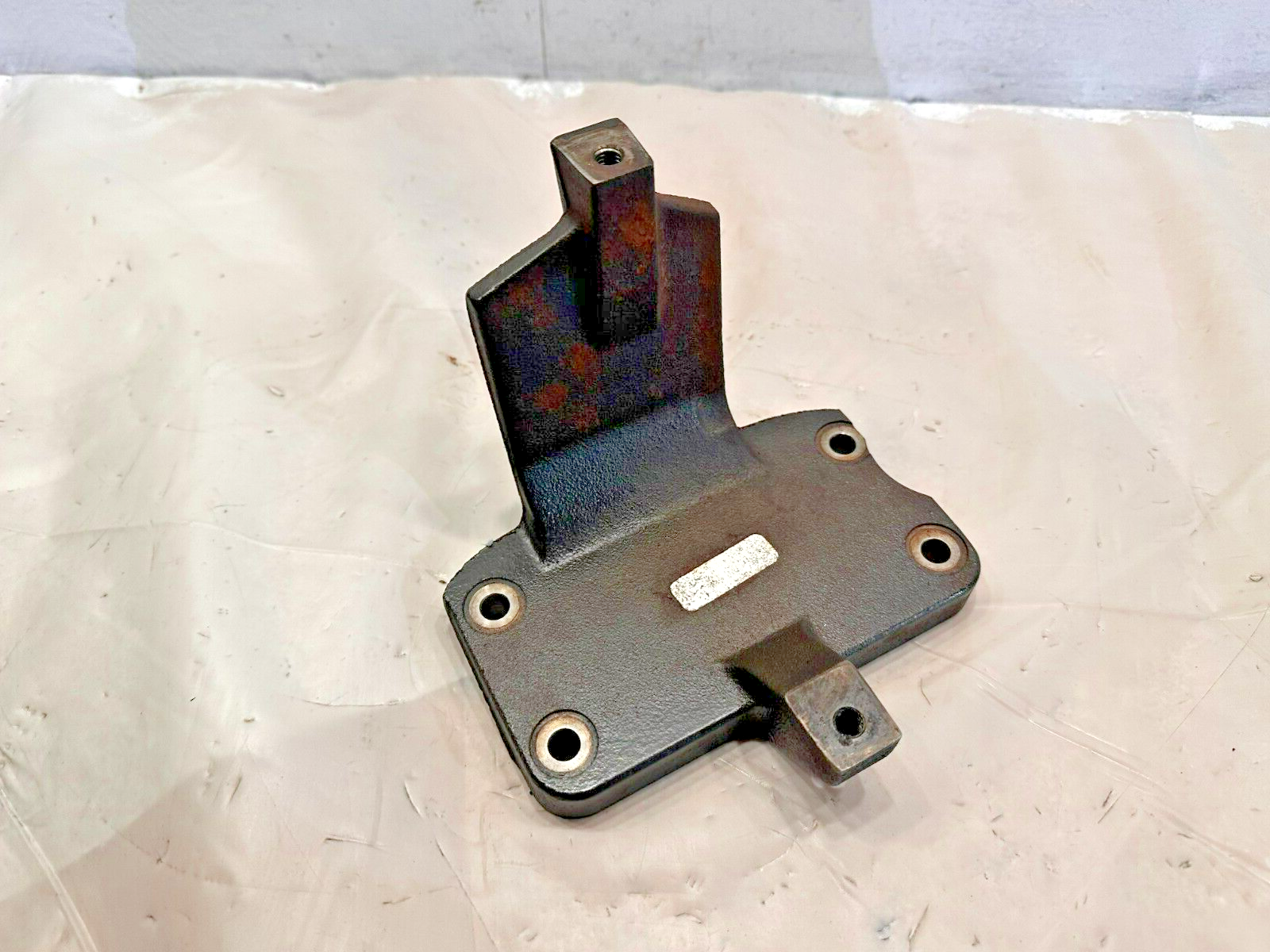 Cummins QSL9  ISC ISL 8.9L Diesel Engine EGR Valve Support 5266802 5266803 OEM