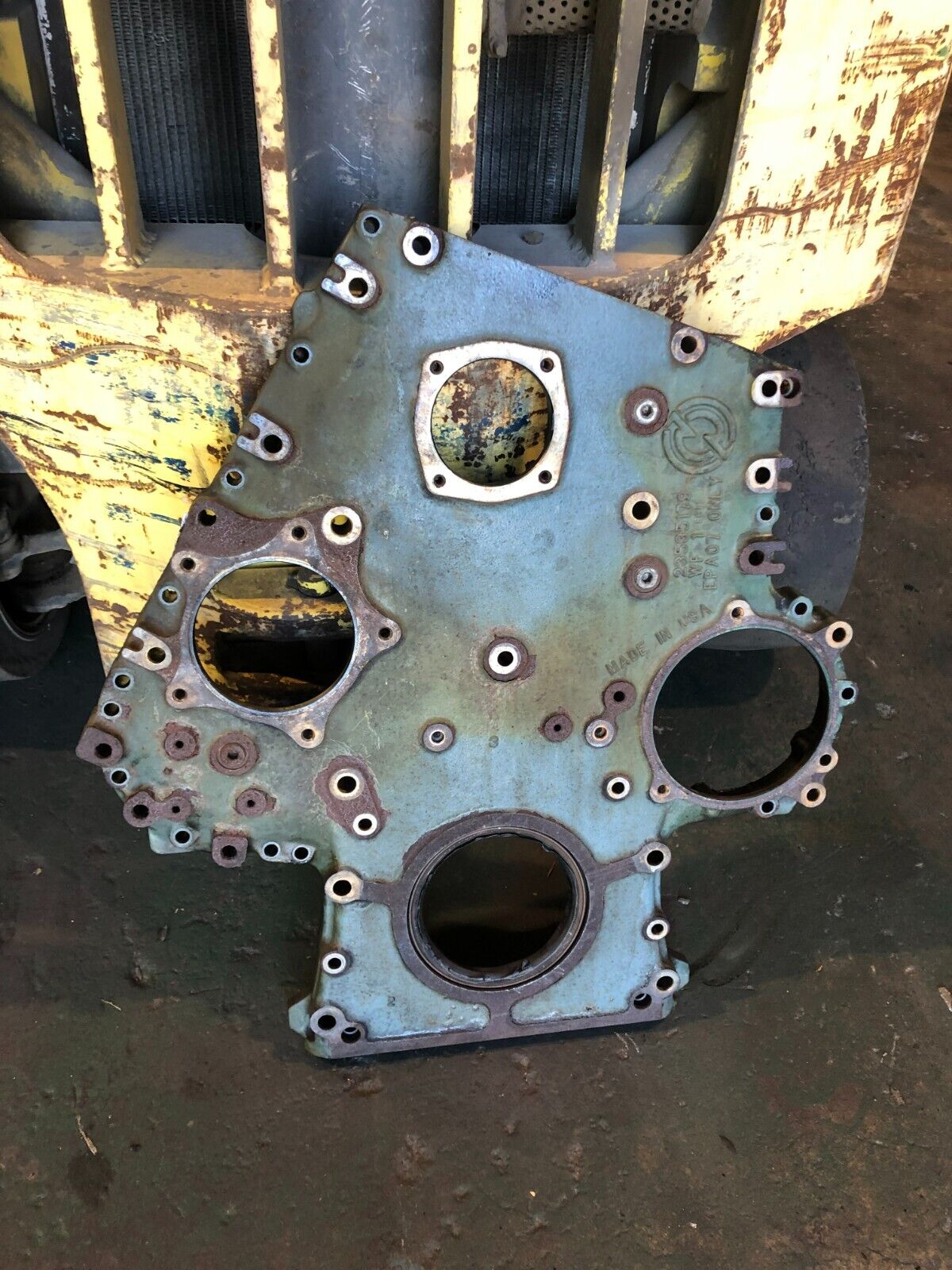 DETROIT DIESEL Series 60 14.0 Engine Front Timing Cover 23535179 OEM
