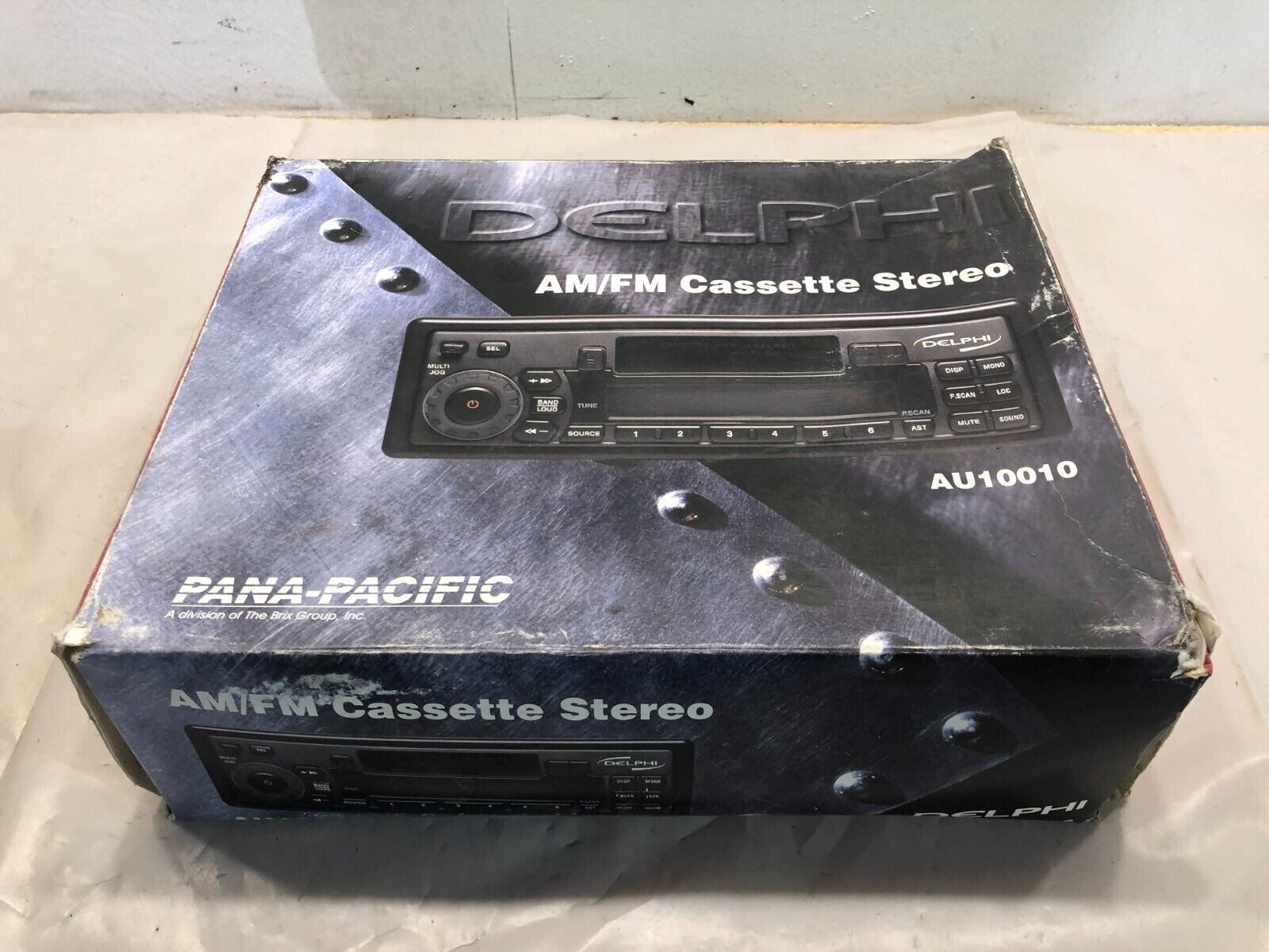 Delco AM-FM Stereo Radio Cassette Single Disc CD Player AU10010