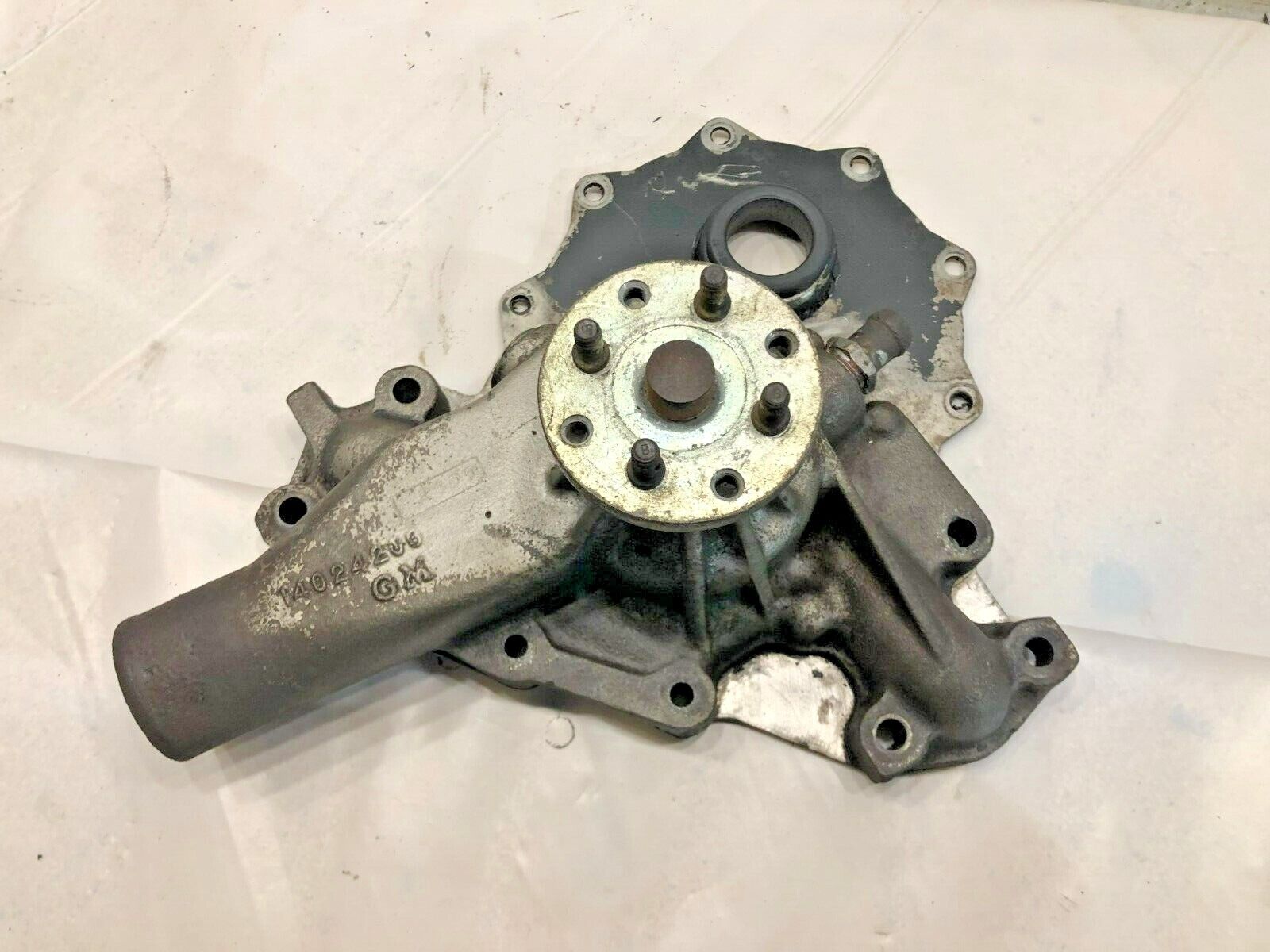GM 6.2 DIESEL ENGINE WATER PUMP 14024206 with TIMING COVER OEM