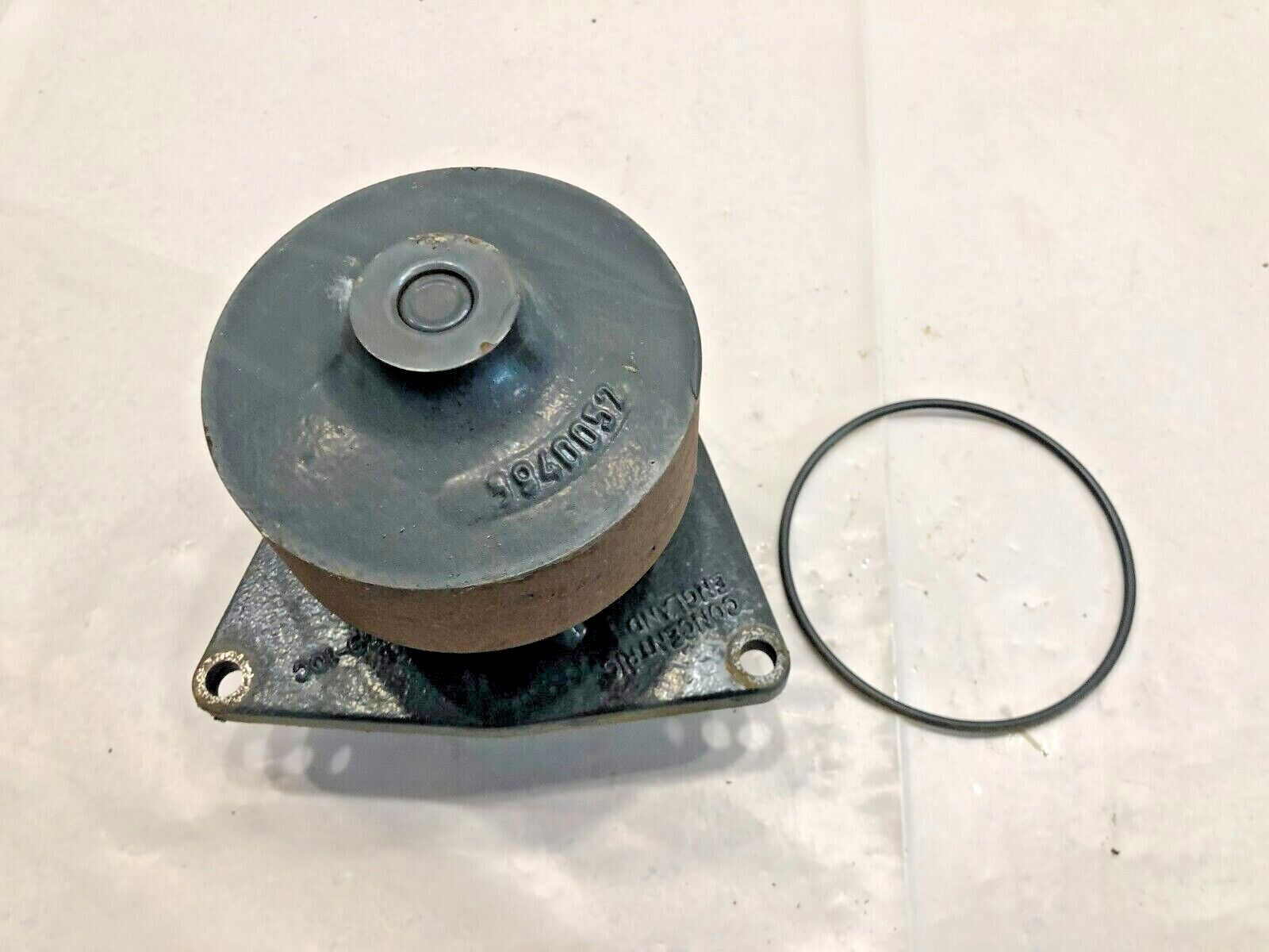 Genuine Cummins 6C8.3 ISC8.3 QSC8.3 Diesel Engine Water Pump 5579024 5528406 OEM