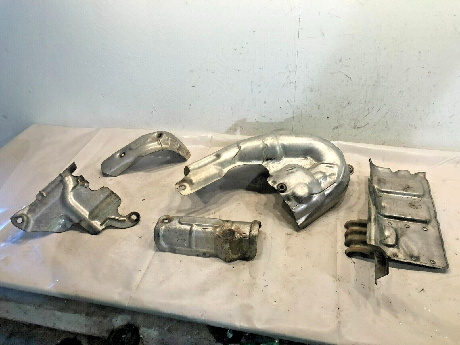 Set of 5 International Navistar Maxxforce 13 Heat Shield Manifold 3012827C2 OEM