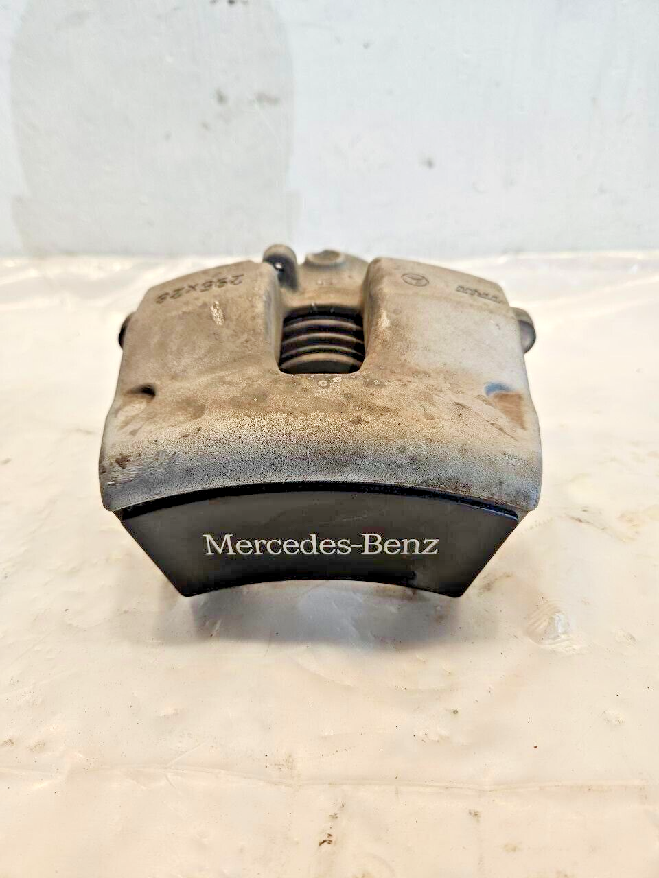 08-14 Mercedes C250 Passenger Right Front Brake Caliper Assembly OEM