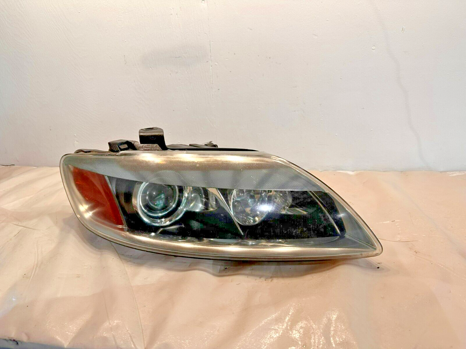 2007 2008 2009 AUDI Q7 HEADLIGHT RIGHT PASSENGER RH 4L0941004H XENON OEM